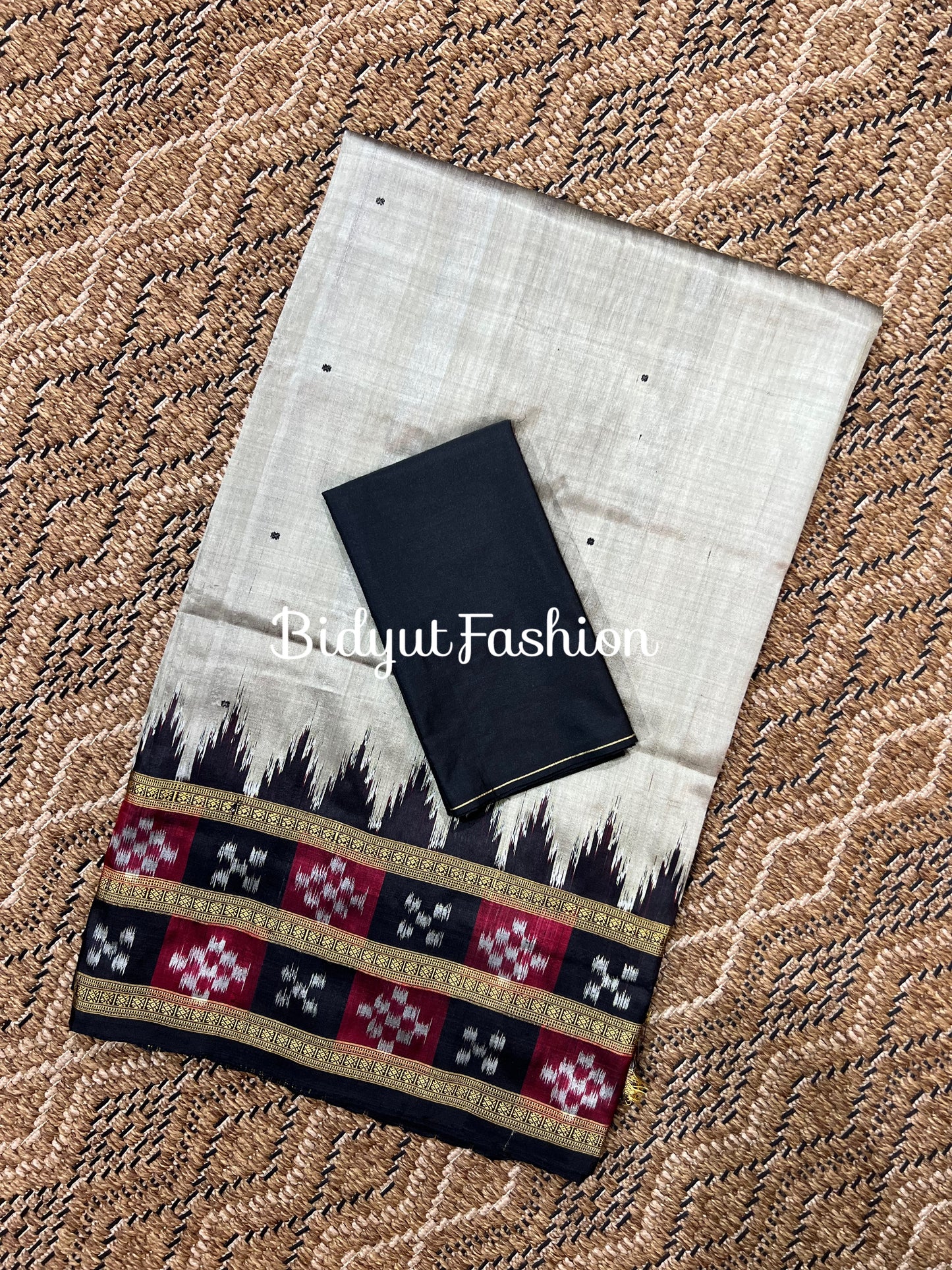 Handlooms of Odisha Nuapatna Passapalli design Ikat Silk Saree Grey Color