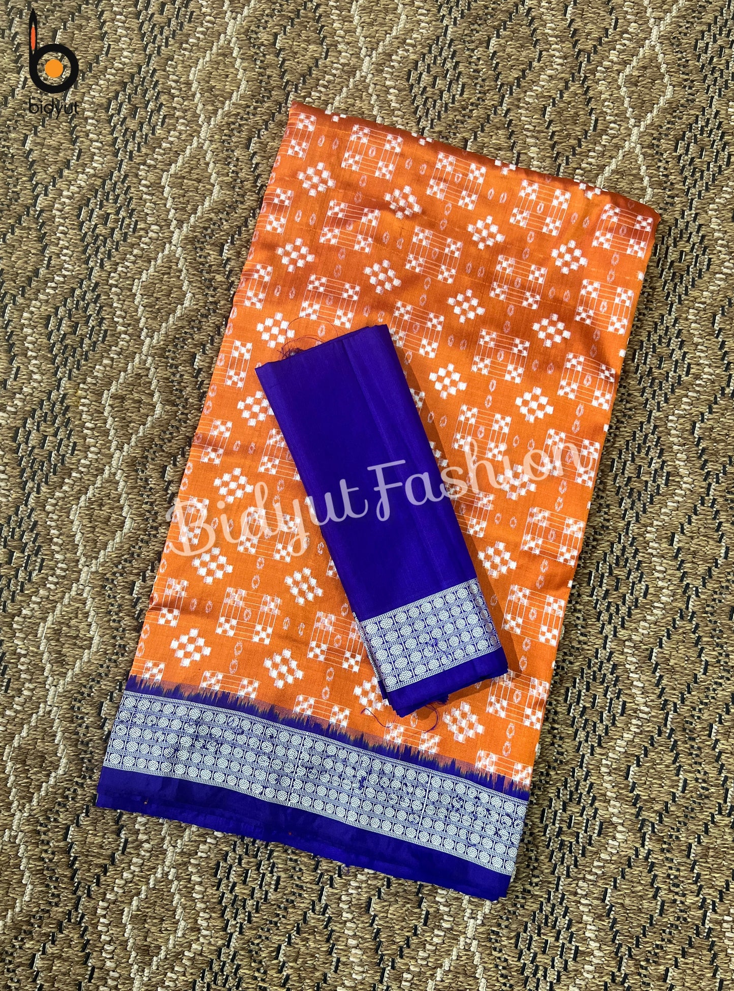 Handlooms of Odisha Sambalpuri double Ikat Passapalli Silk Saree Orange color