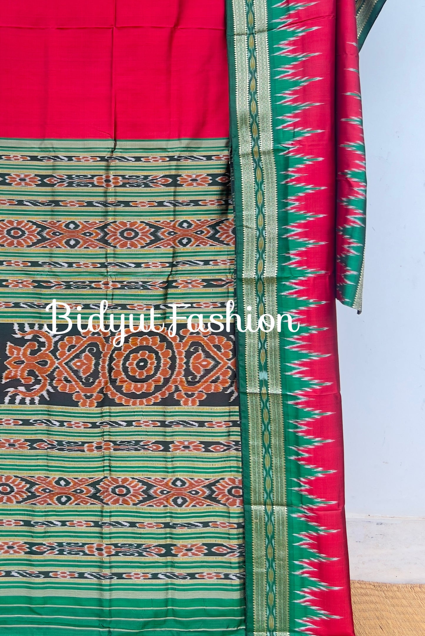 Handlooms of Odisha Nuapatna Khandua Silk Saree Red color