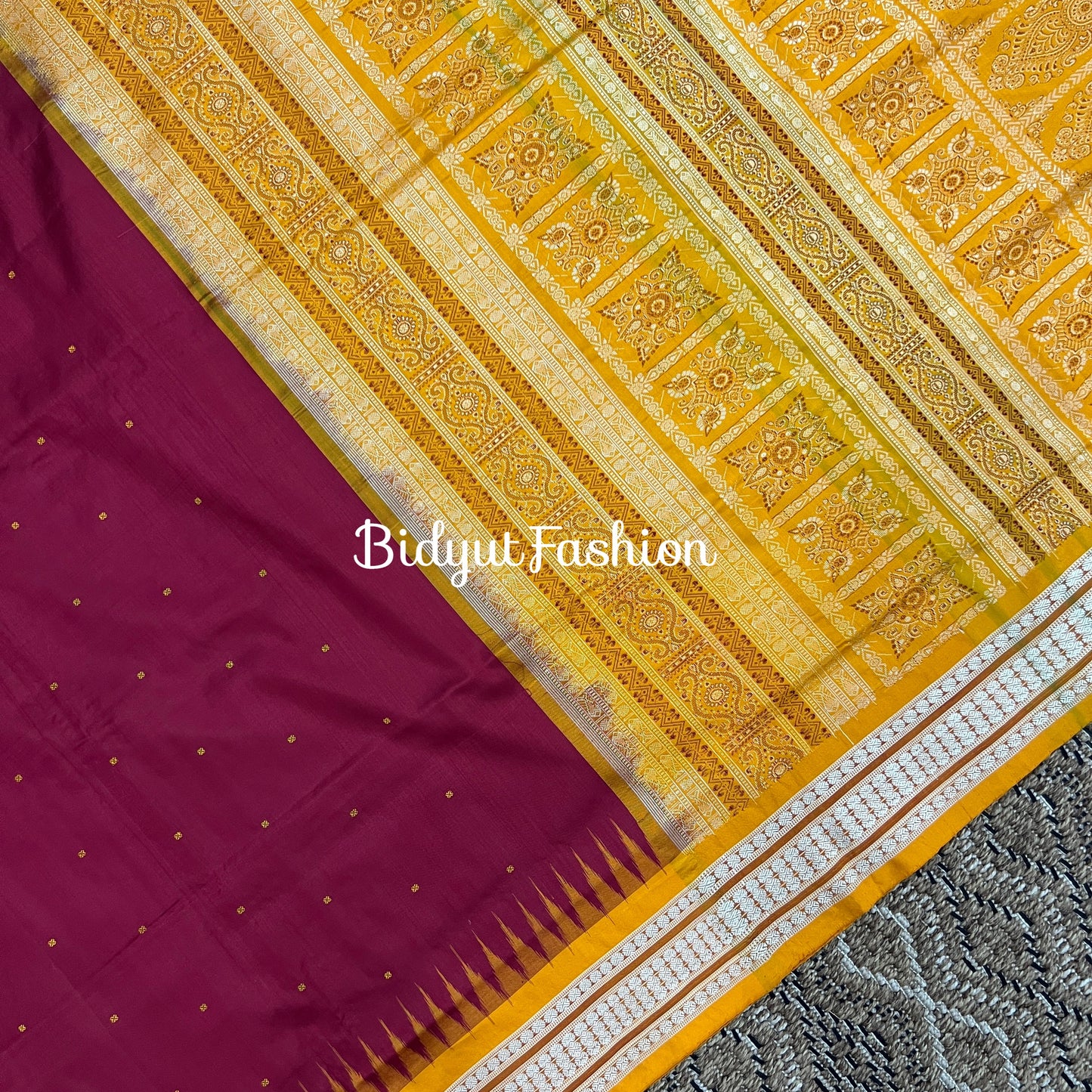 Handloom Bomkai Saree a sambalpuri Silk Handloom of Odisha | Red color - Bidyut Fashion