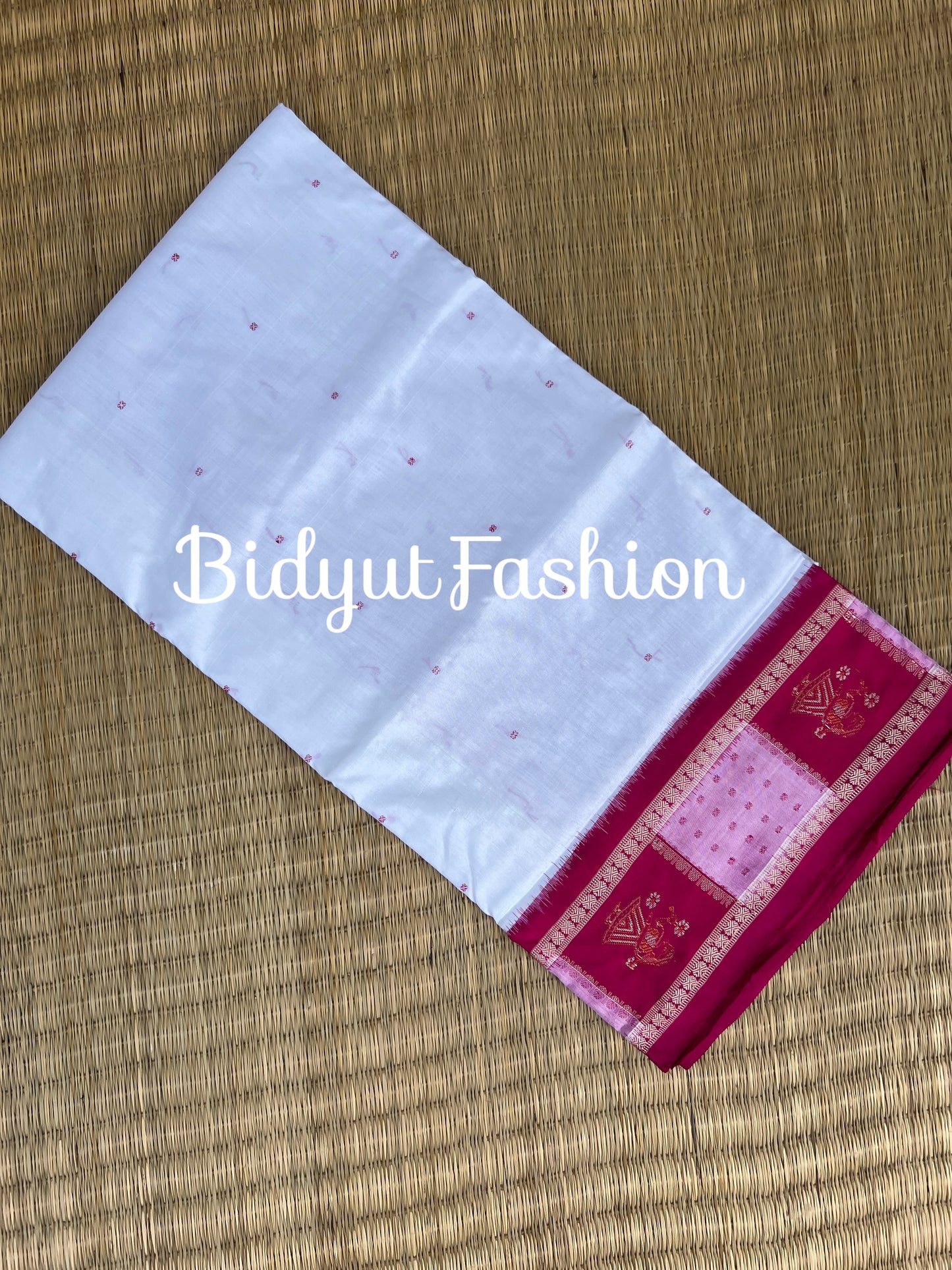 Handlooms of Odisha Putli Bomkai Silk Saree White Magenta Pink color