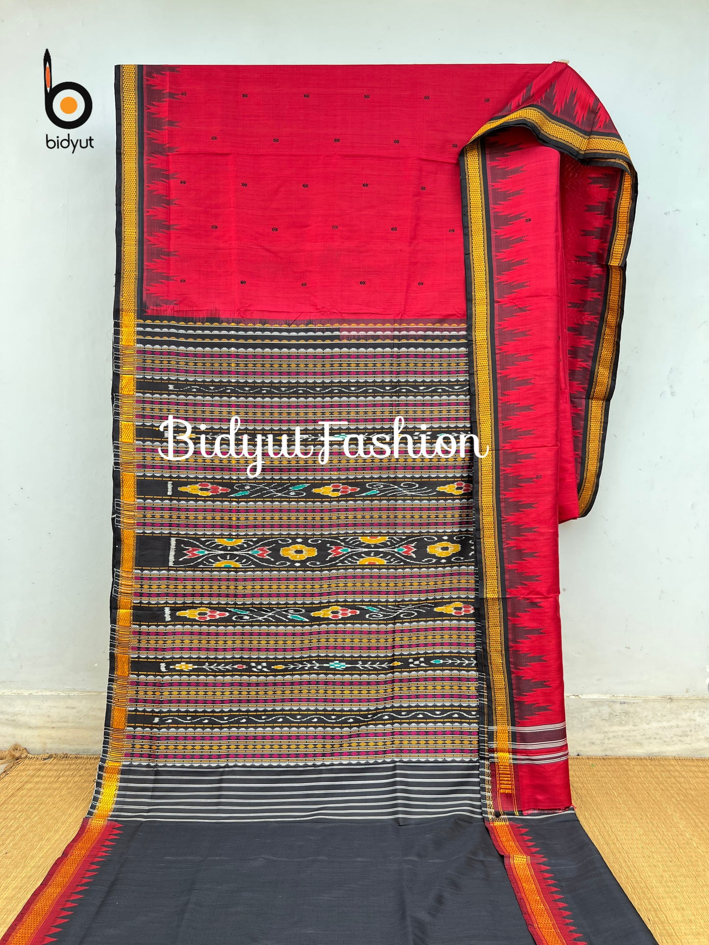 Handlooms of Odisha Berhampuri Double Palla Silk Saree Red color