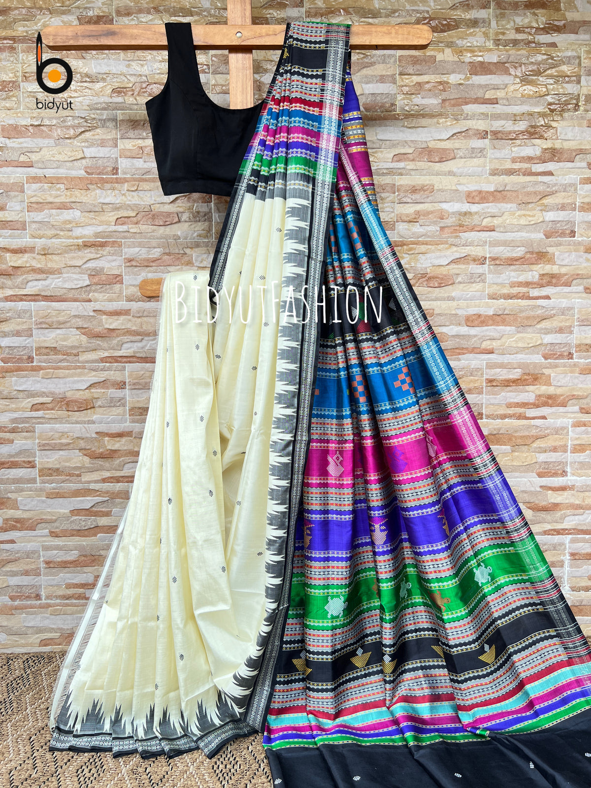 Handlooms of Odisha Berhampuri Double Palla Silk Saree White color