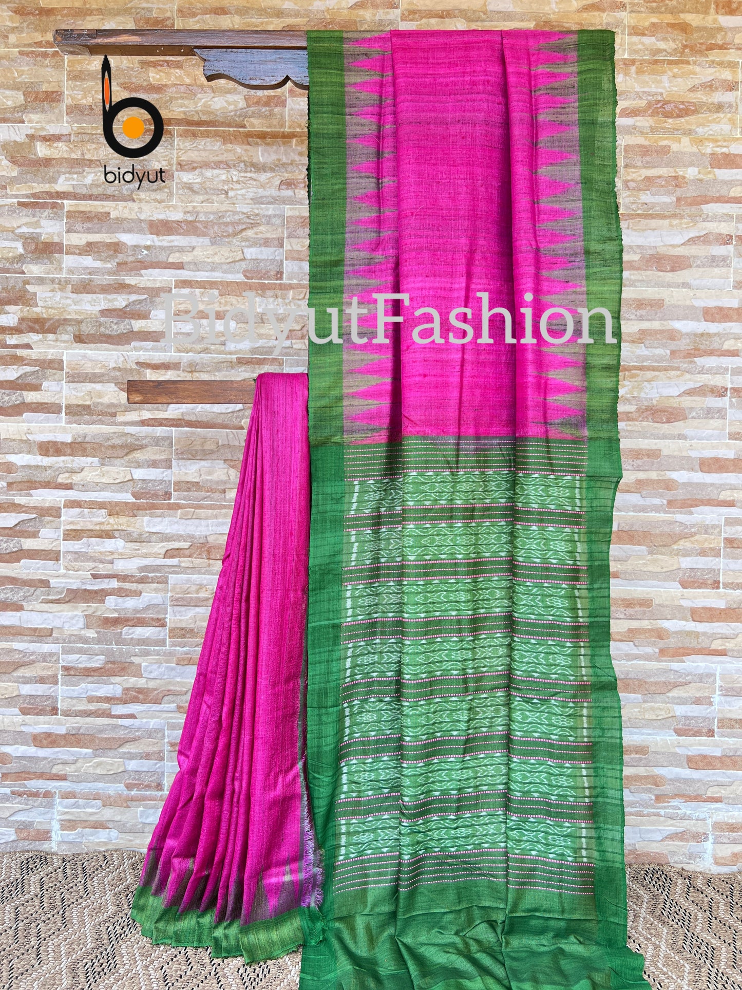 Handlooms of Odisha| Gopalpur Ghicha Tussar Silk Saree - Pink Color