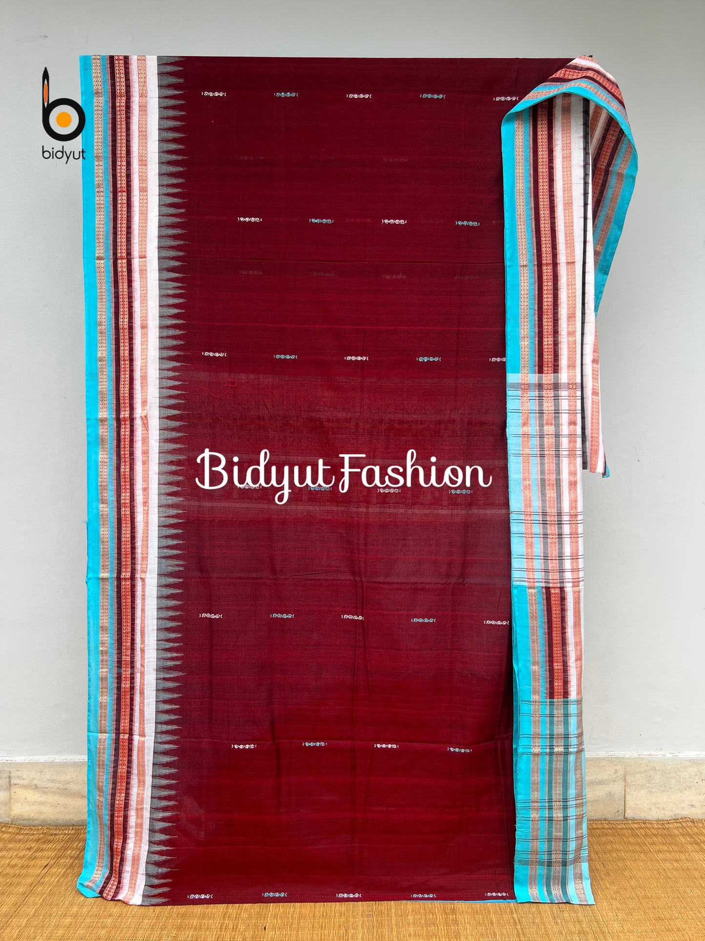 Handlooms of Odisha Sambalpuri Bomkai Putli design Cotton Saree Maroon color