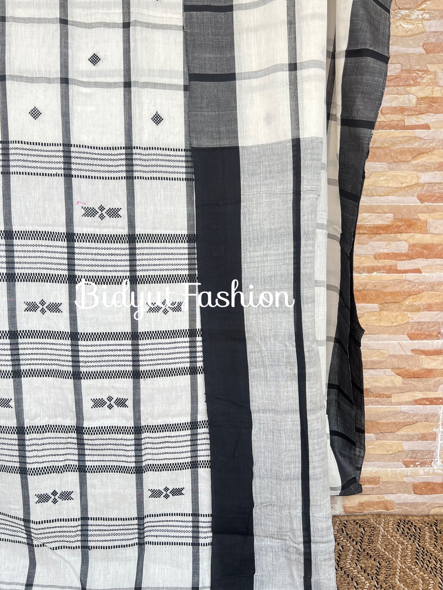 Handlooms of Odisha Santhal Tribal Cotton Sarees white color