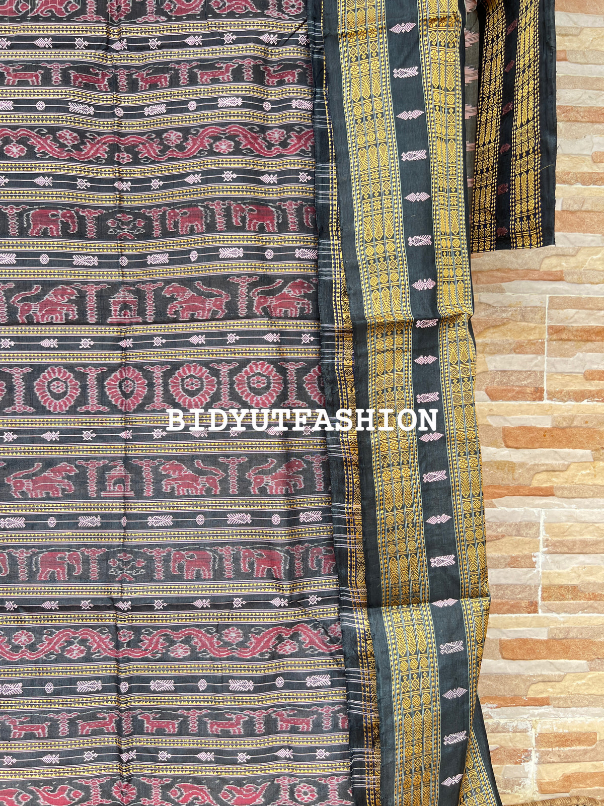 Masterpiece of Odisha handloom Hazarbuti Silk Saree pastel pink color - Bomkai with Sambalpuri Ikat work