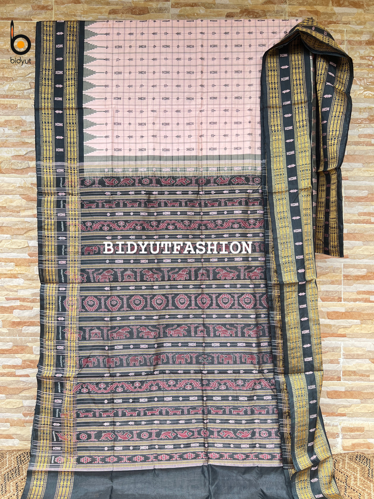 Masterpiece of Odisha handloom Hazarbuti Silk Saree pastel pink color - Bomkai with Sambalpuri Ikat work