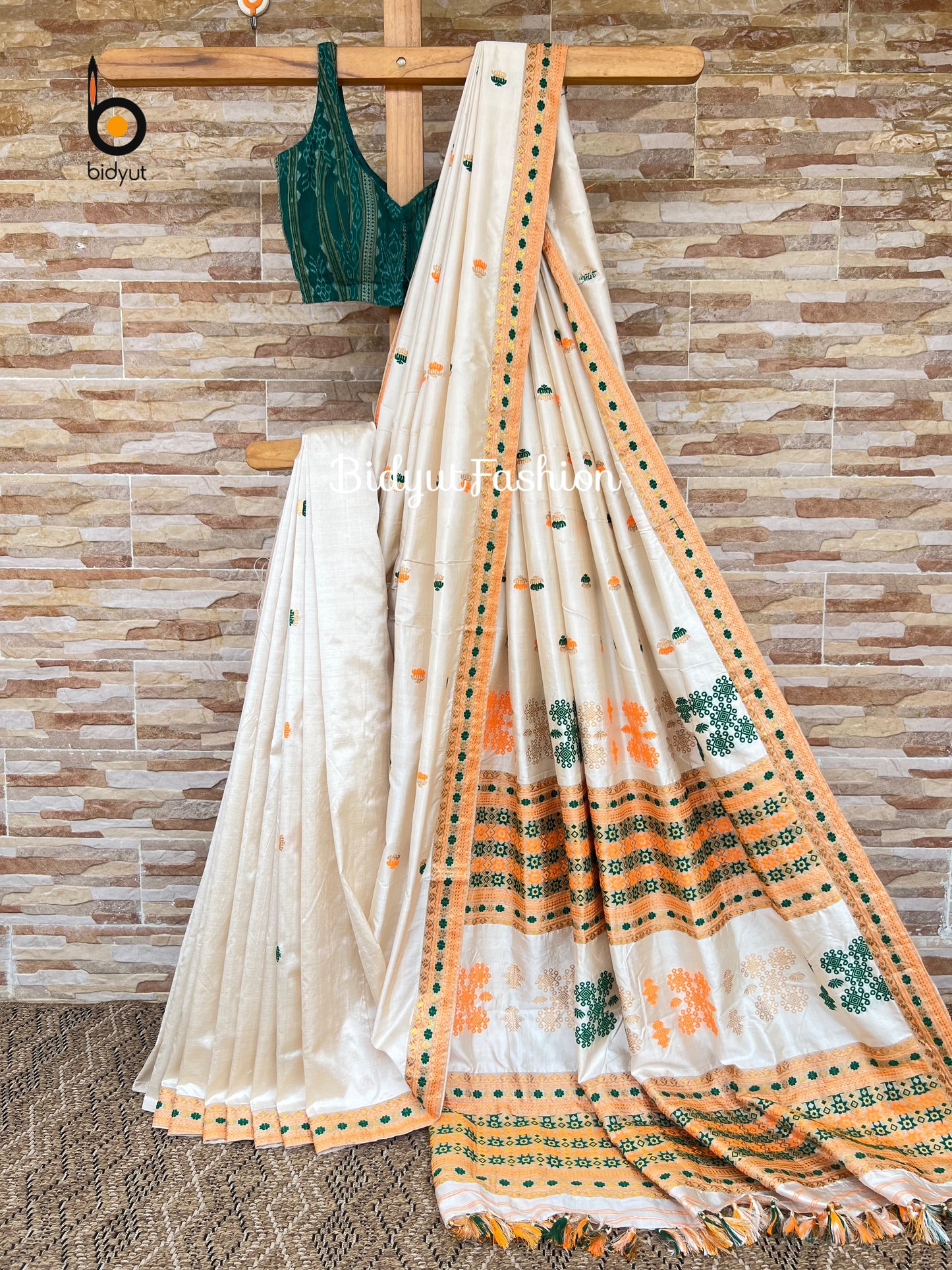 Handlooms of Assam Paat Silk Saree - Natural Muga color
