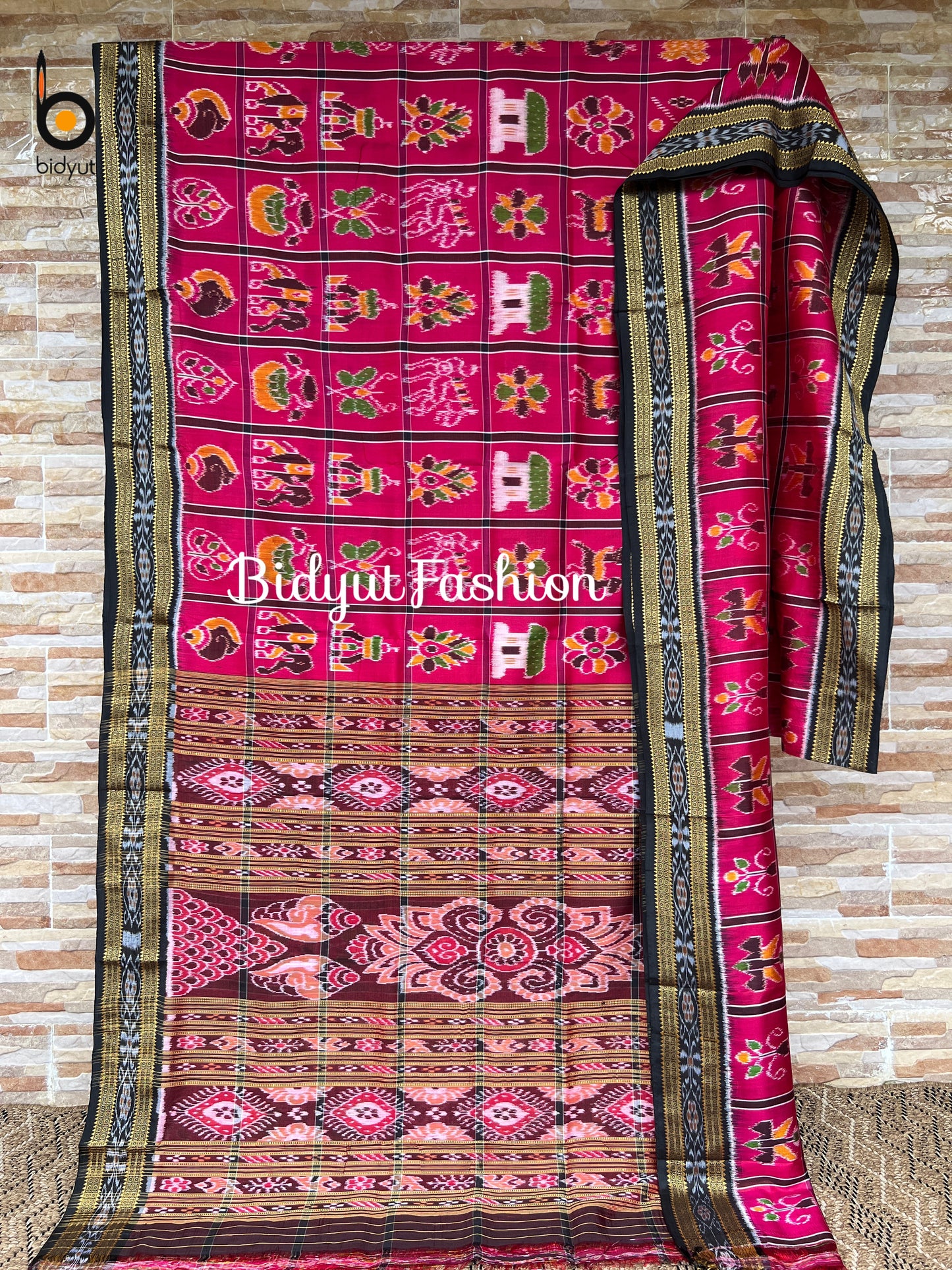 Handlooms of Odisha Nuapatna Khandua Nabakothi Ikat Silk Saree Pink color
