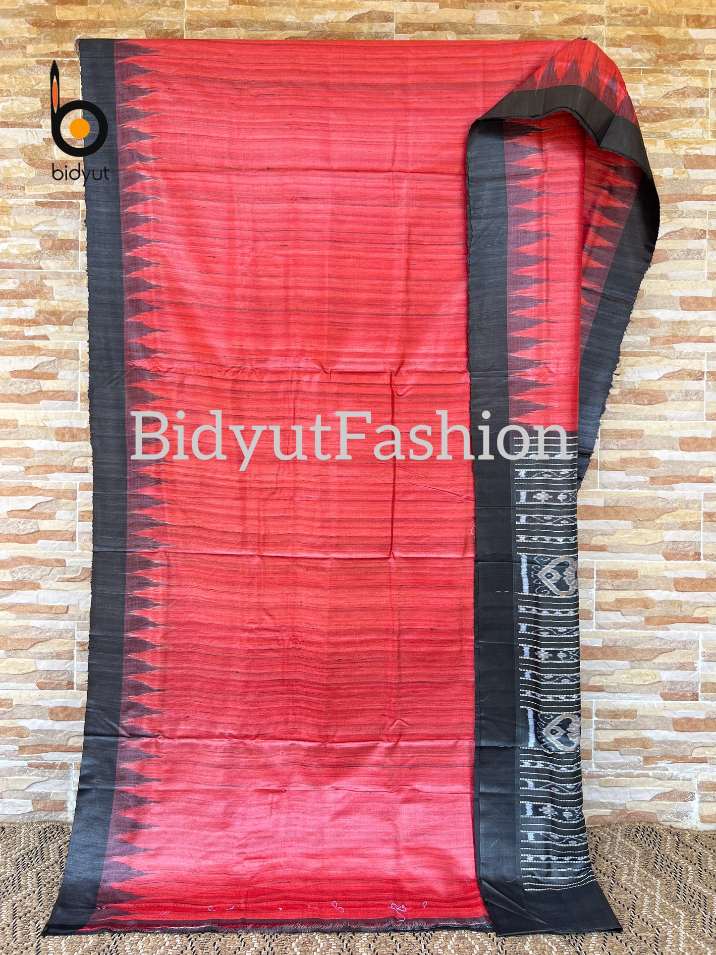 Handlooms of Odisha| Gopalpur Ghicha Tussar Silk Saree - Red color