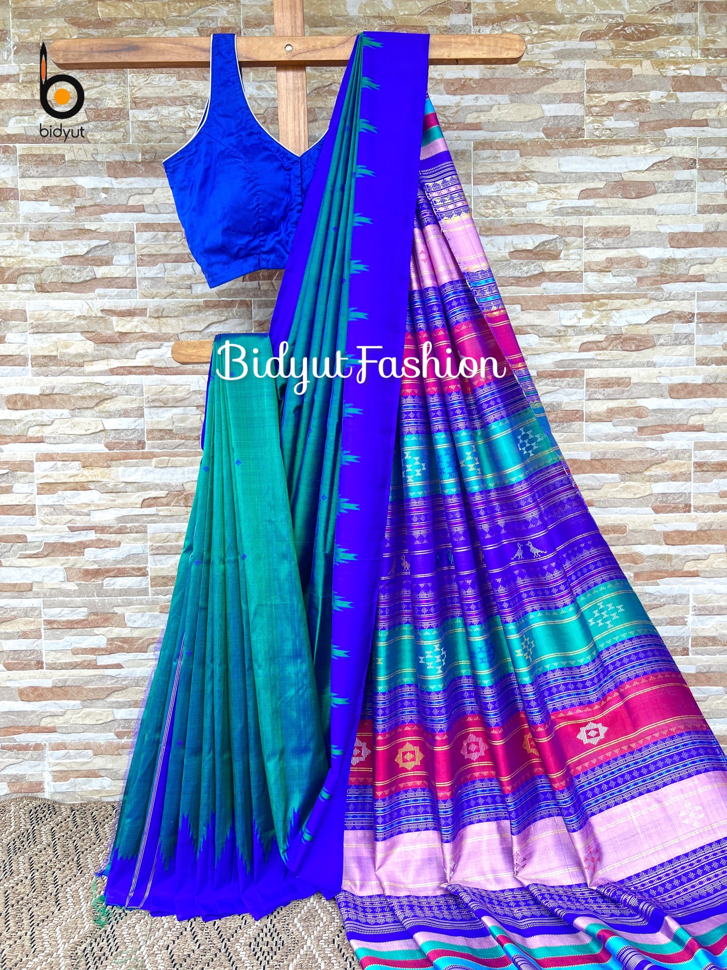 Handlooms of Odisha Berhampuri Double Palla Silk Saree Teal Color