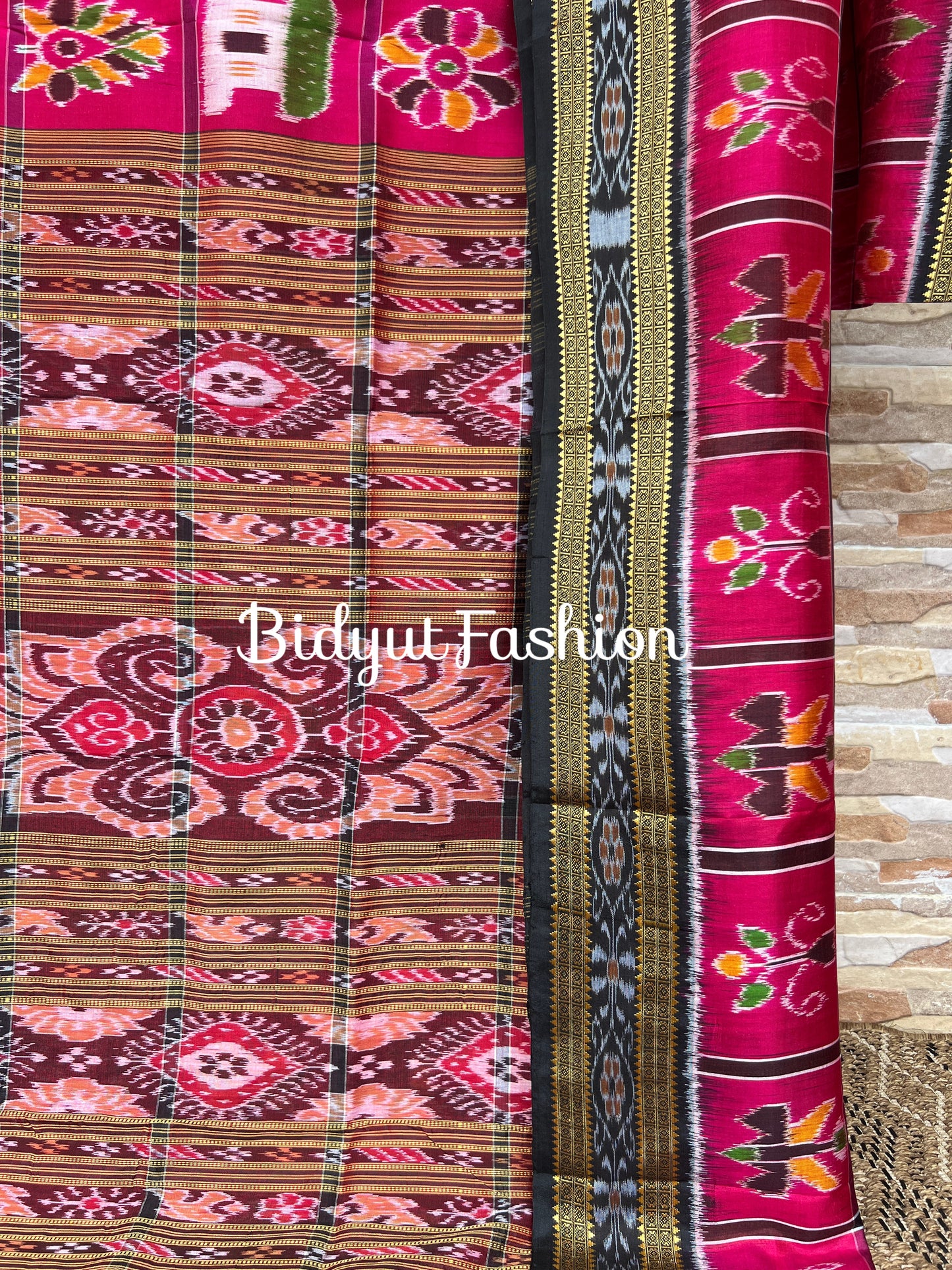 Handlooms of Odisha Nuapatna Khandua Nabakothi Ikat Silk Saree Pink color