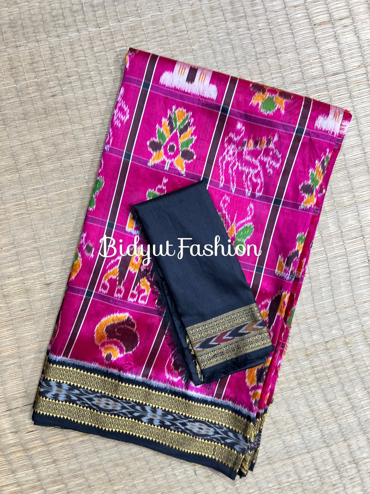Handlooms of Odisha Nuapatna Khandua Nabakothi Ikat Silk Saree Pink color
