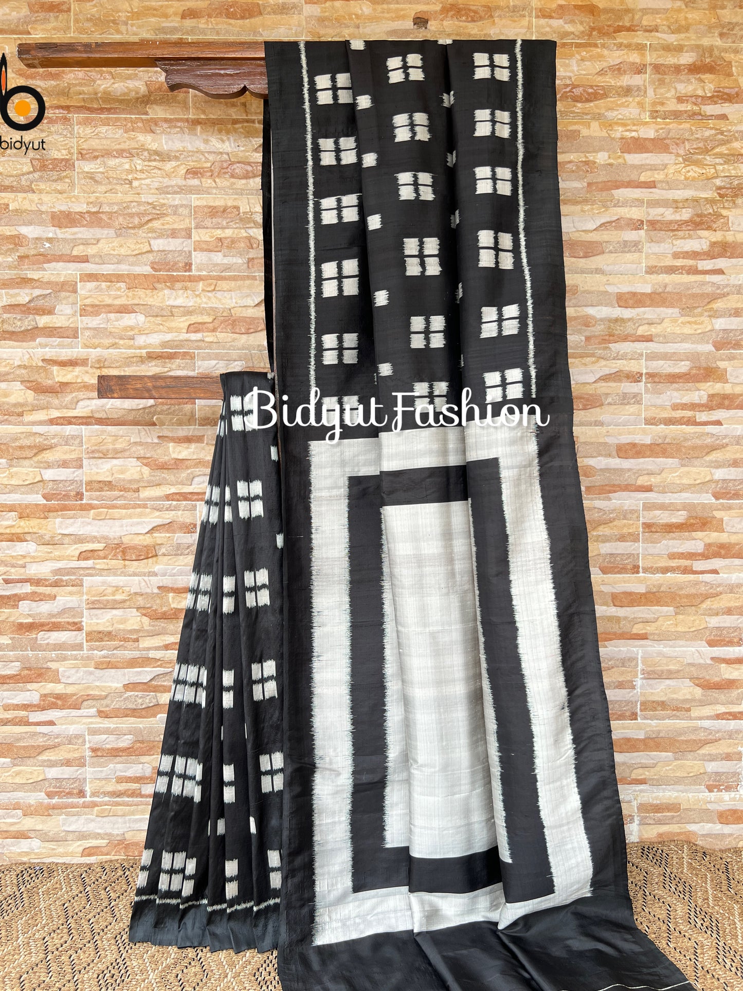 Odisha handloom Nuapatna Ikat Silk Saree black color