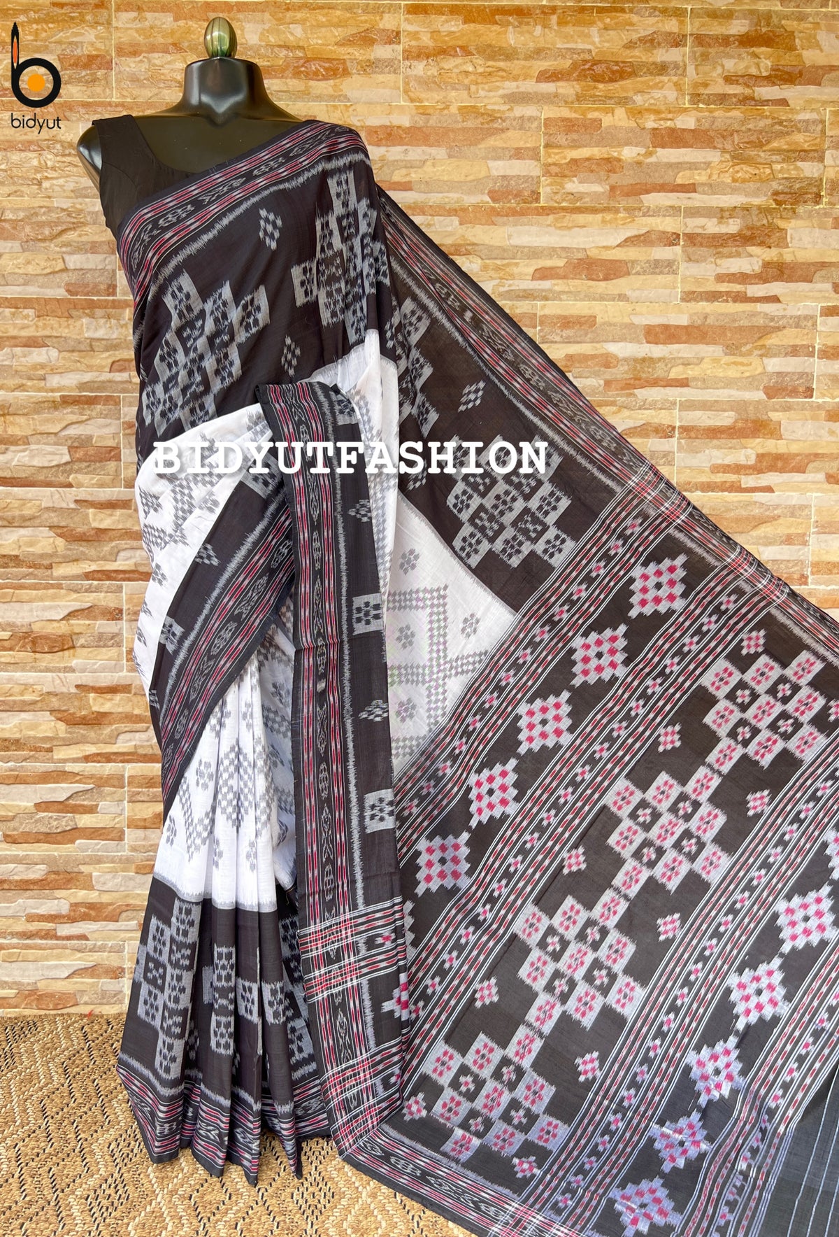 Handlooms of Odisha Maniabandha Nuapatna Taraballi Ikat Cotton Saree white black color
