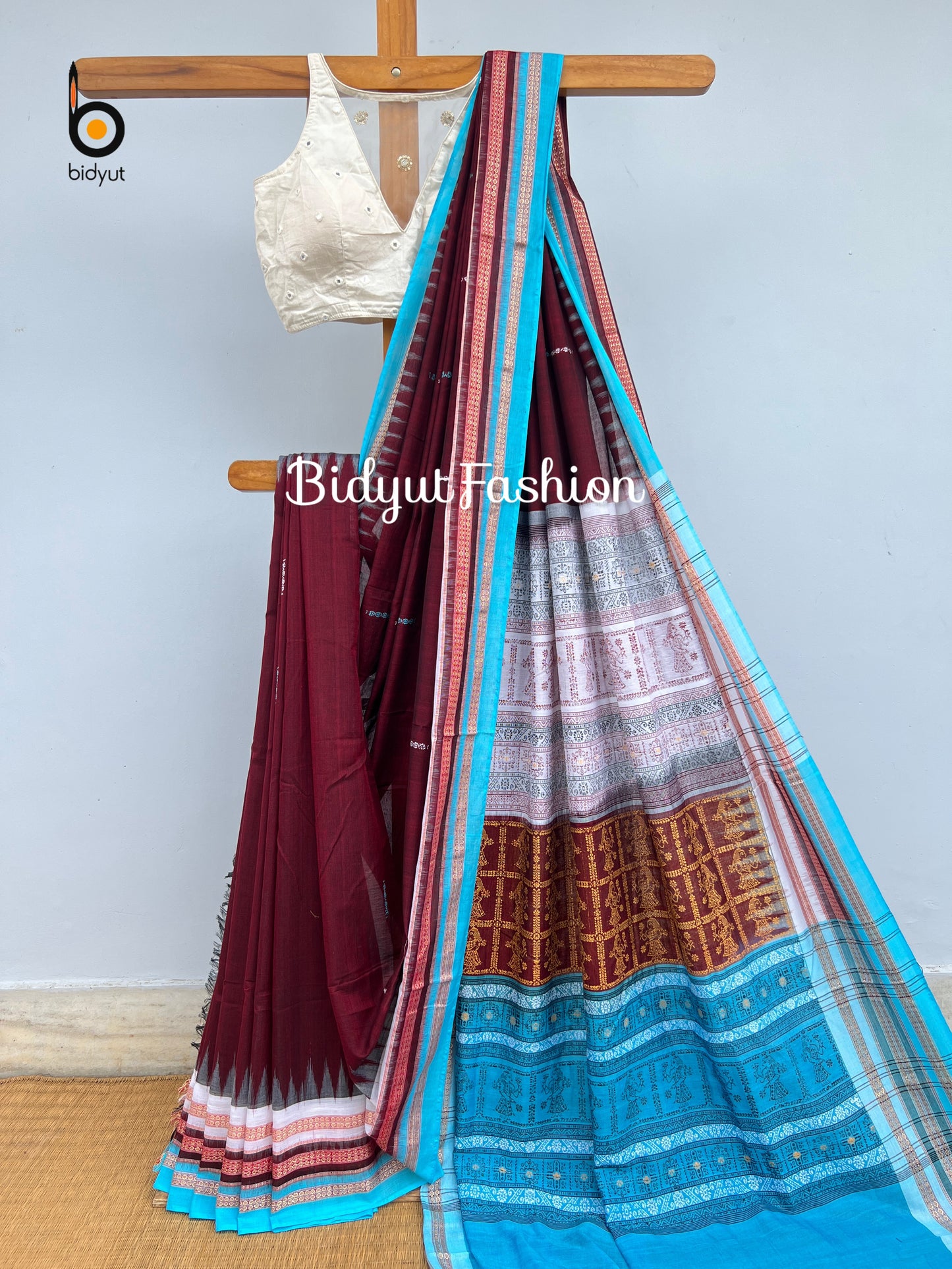 Handlooms of Odisha Sambalpuri Bomkai Putli design Cotton Saree Maroon color