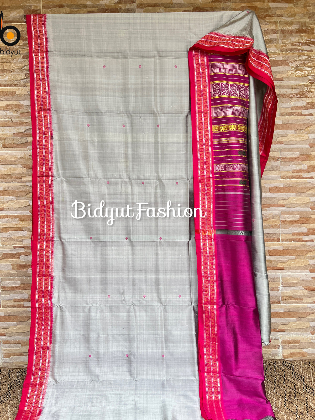 Odisha handloom| Siminoi design| Nuapatna Extra weft Silk Saree Silver Grey Color