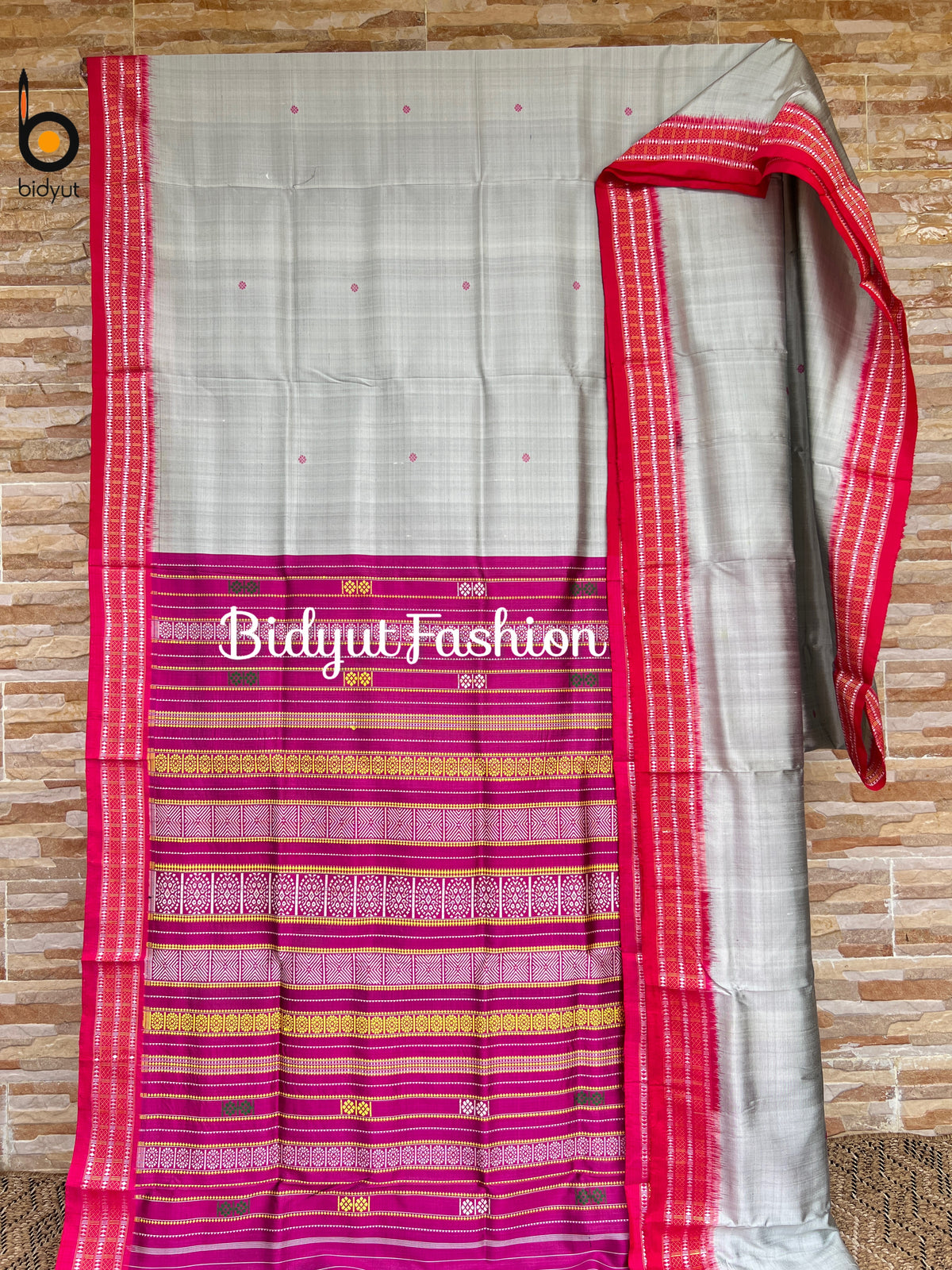 Odisha handloom| Siminoi design| Nuapatna Extra weft Silk Saree Silver Grey Color