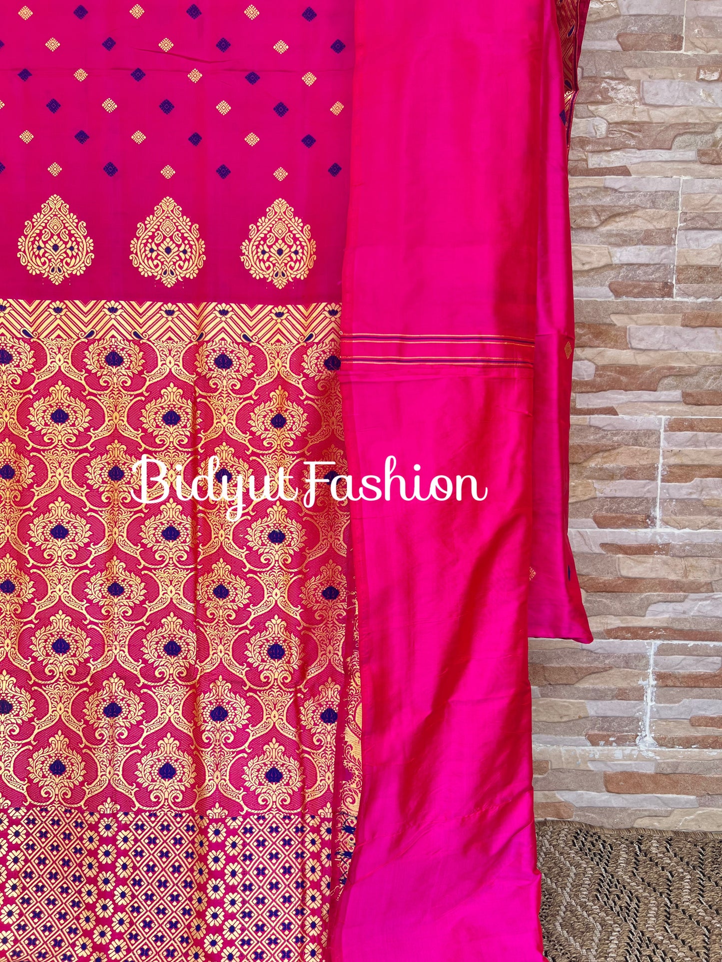 Handlooms of Assam Paat Silk Saree - Pink Color