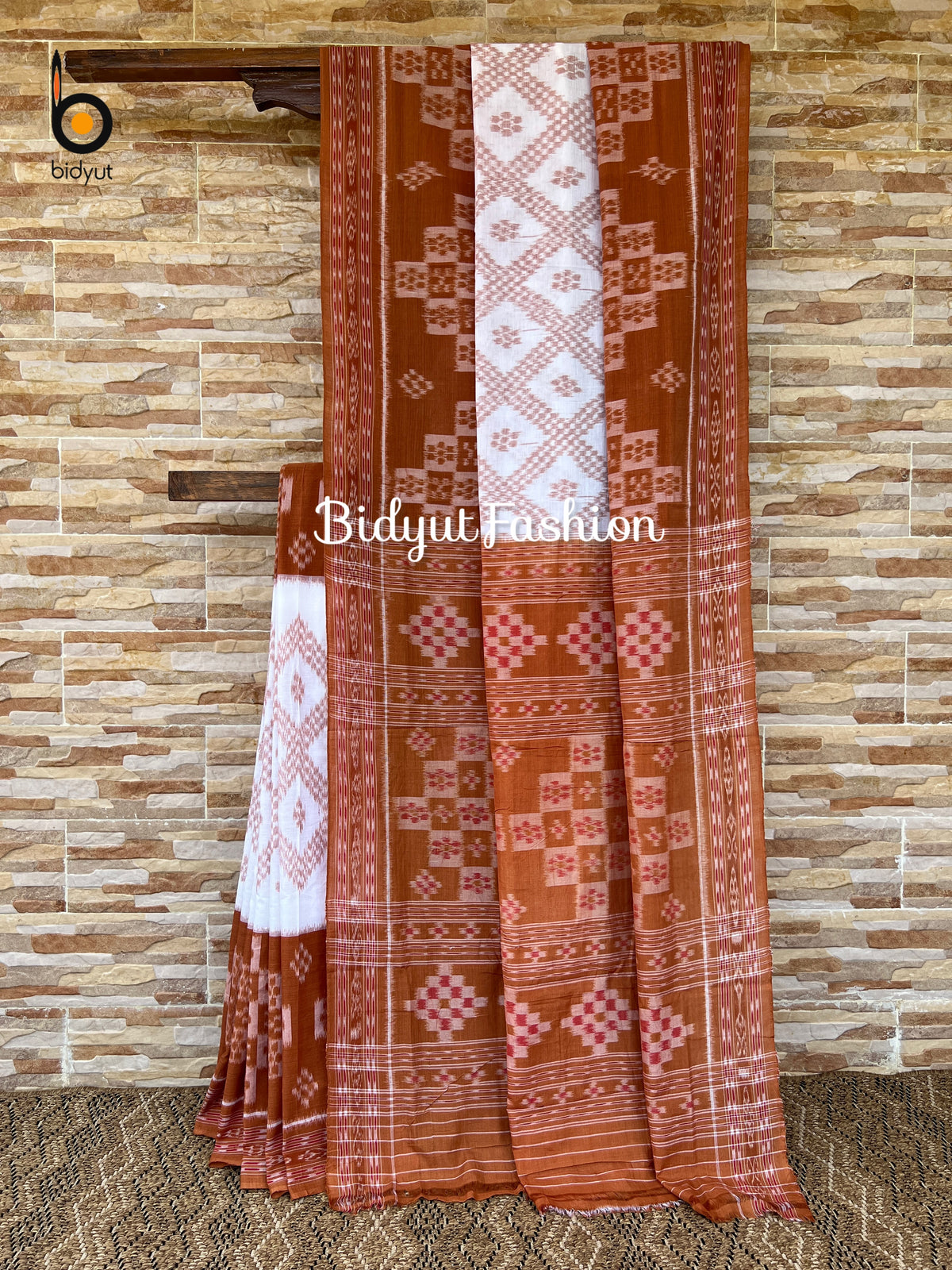 Handlooms of Odisha Maniabandha Nuapatna Taraballi Ikat Cotton Saree white brown color