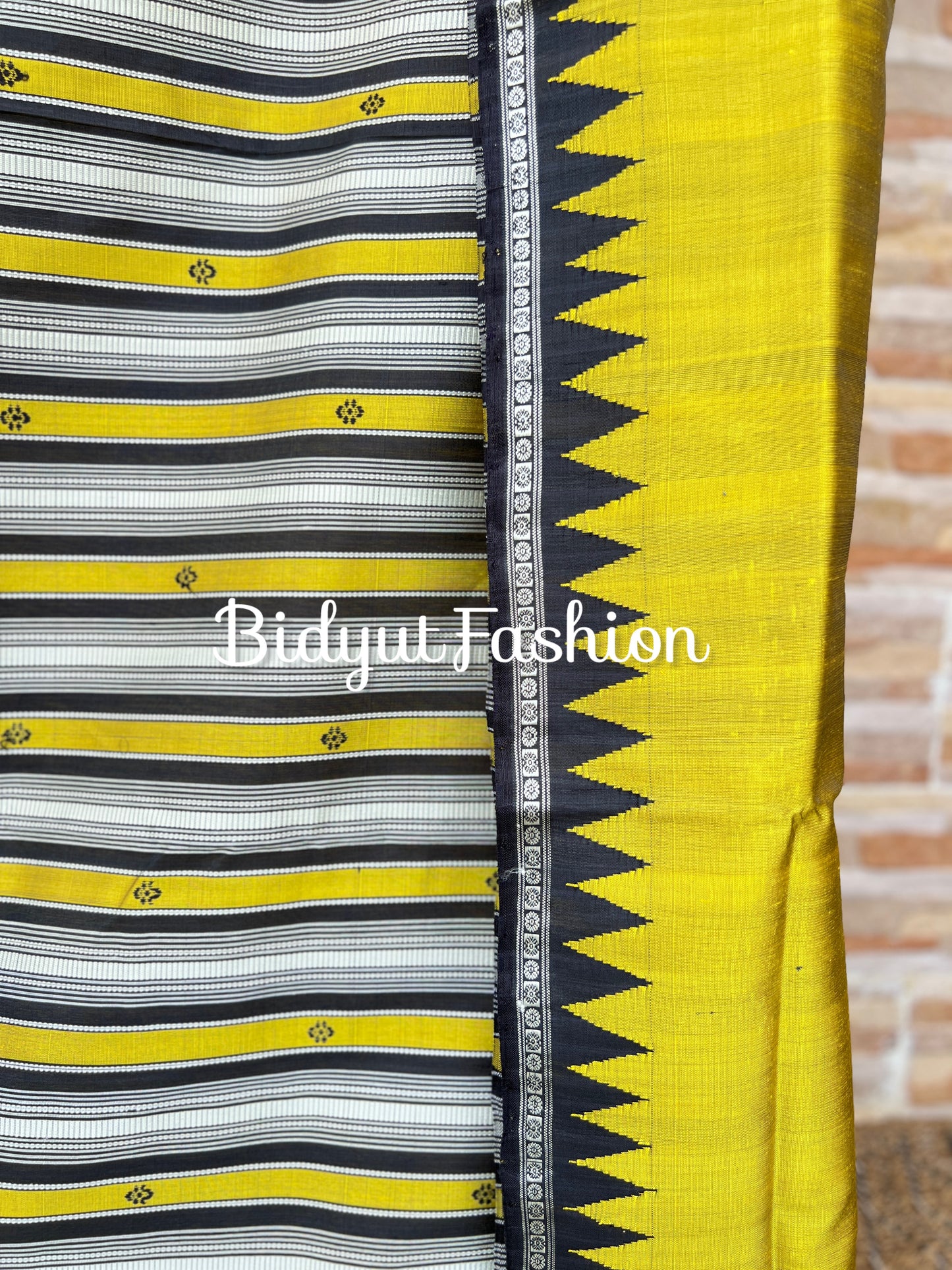 Olive yellow color Berhampuri Double Palla Silk Saree |Odisha handloom Silk