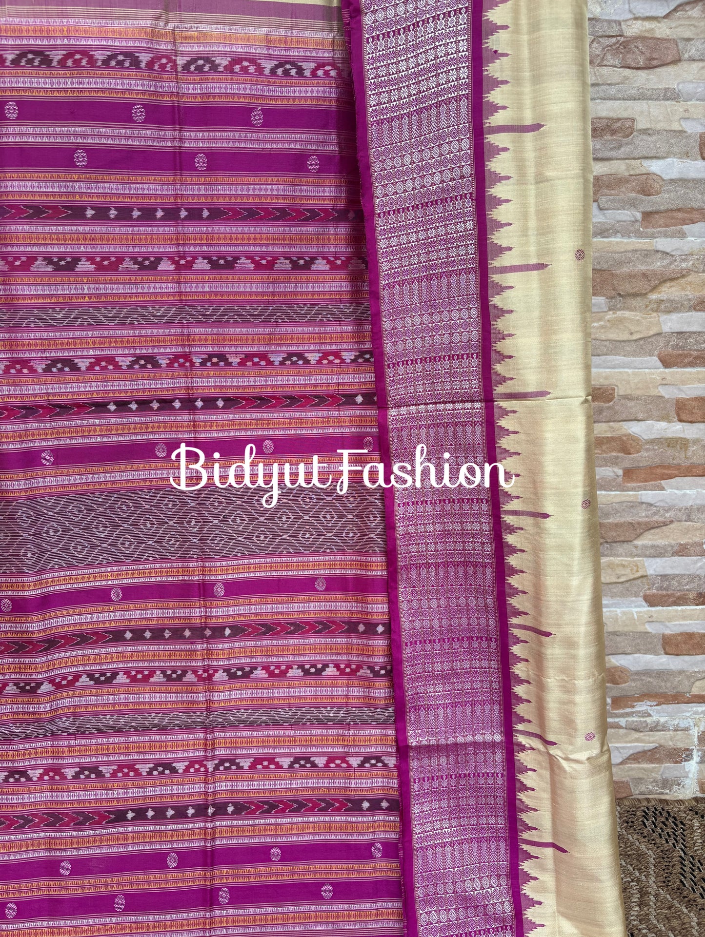 Masterpiece of Odisha handloom Dasphulia Silk Saree beige color | Bomkai with Sambalpuri Ikat