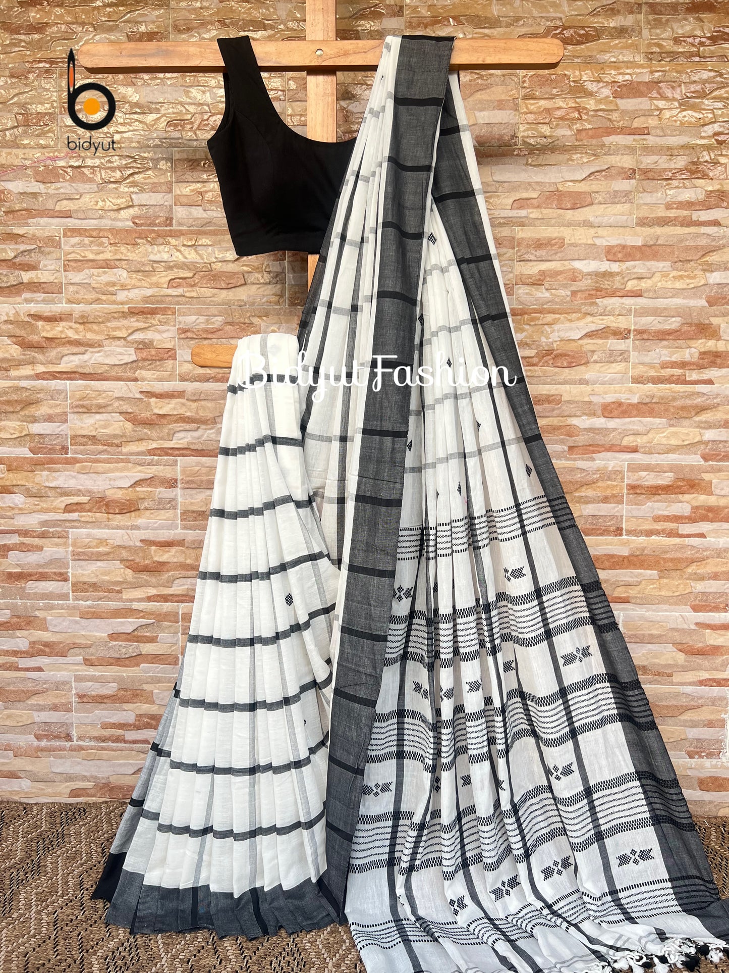 Handlooms of Odisha Santhal Tribal Cotton Sarees white color