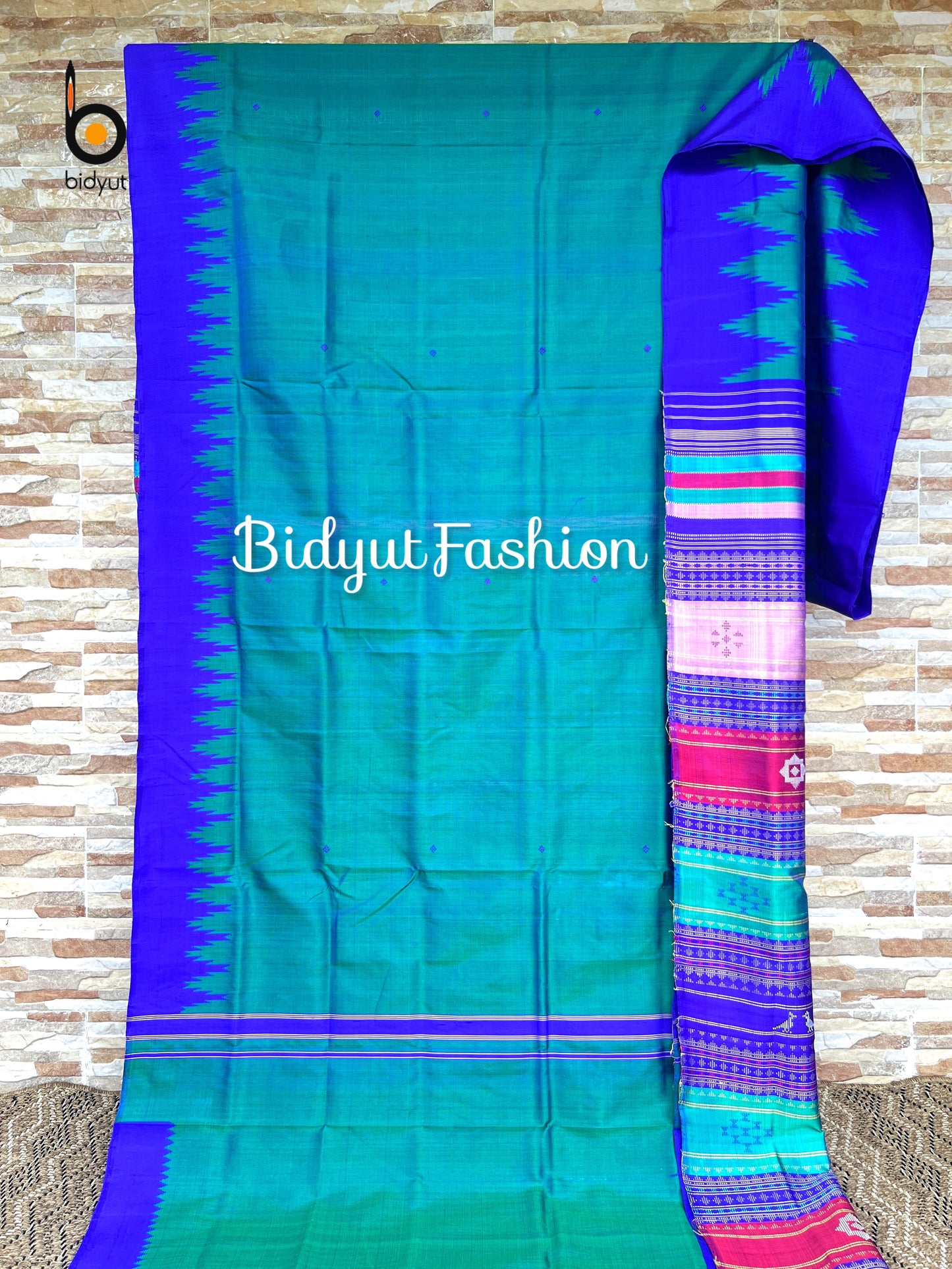 Handlooms of Odisha Berhampuri Double Palla Silk Saree Teal Color