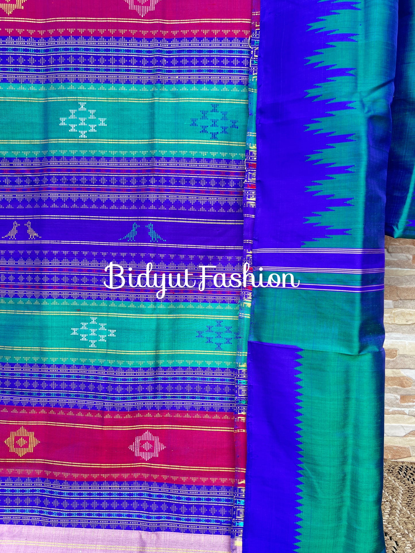Handlooms of Odisha Berhampuri Double Palla Silk Saree Teal Color