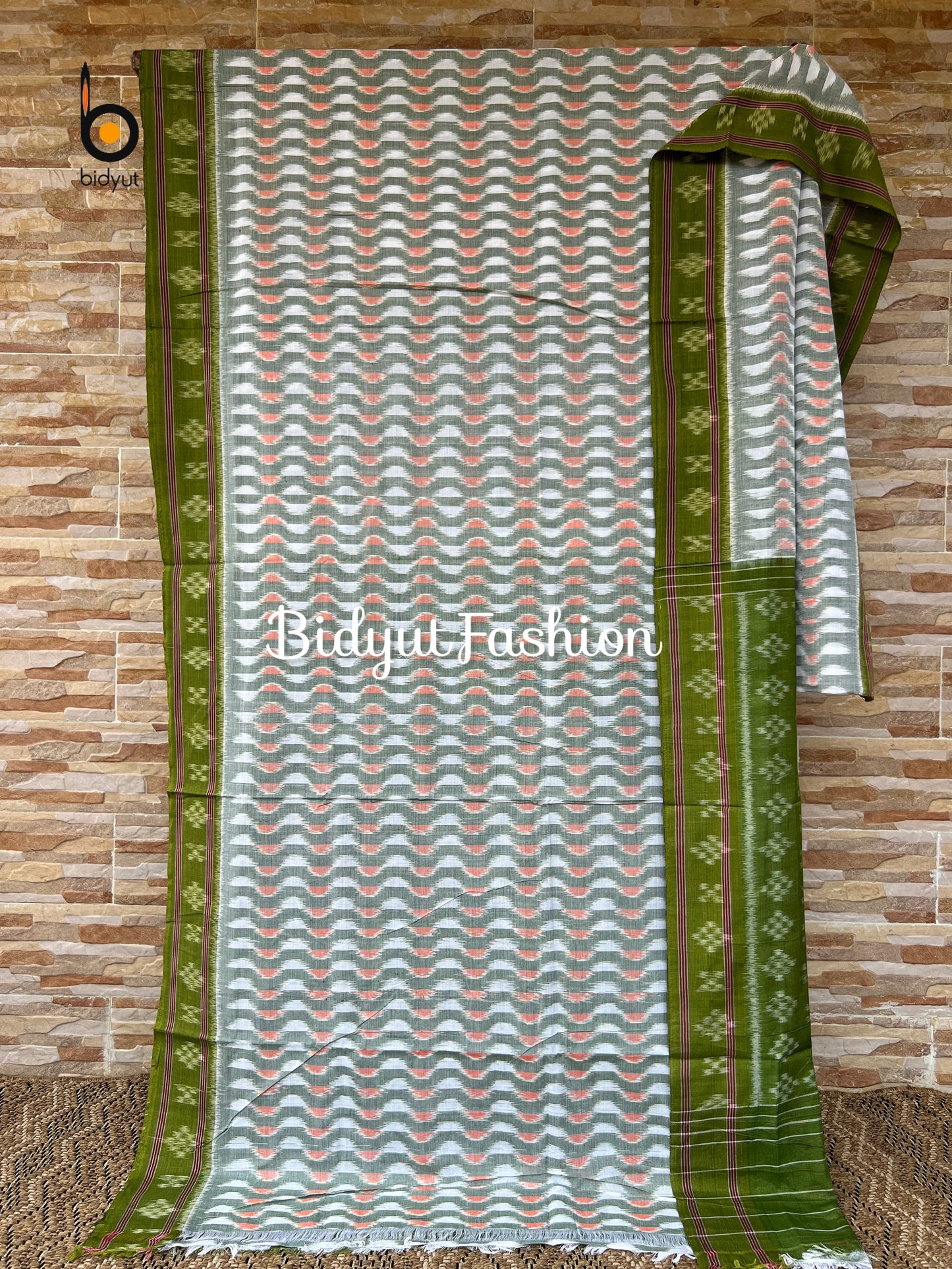 Odisha handloom Nuapatna Maniabandha Ikat Cotton Saree Olive Color