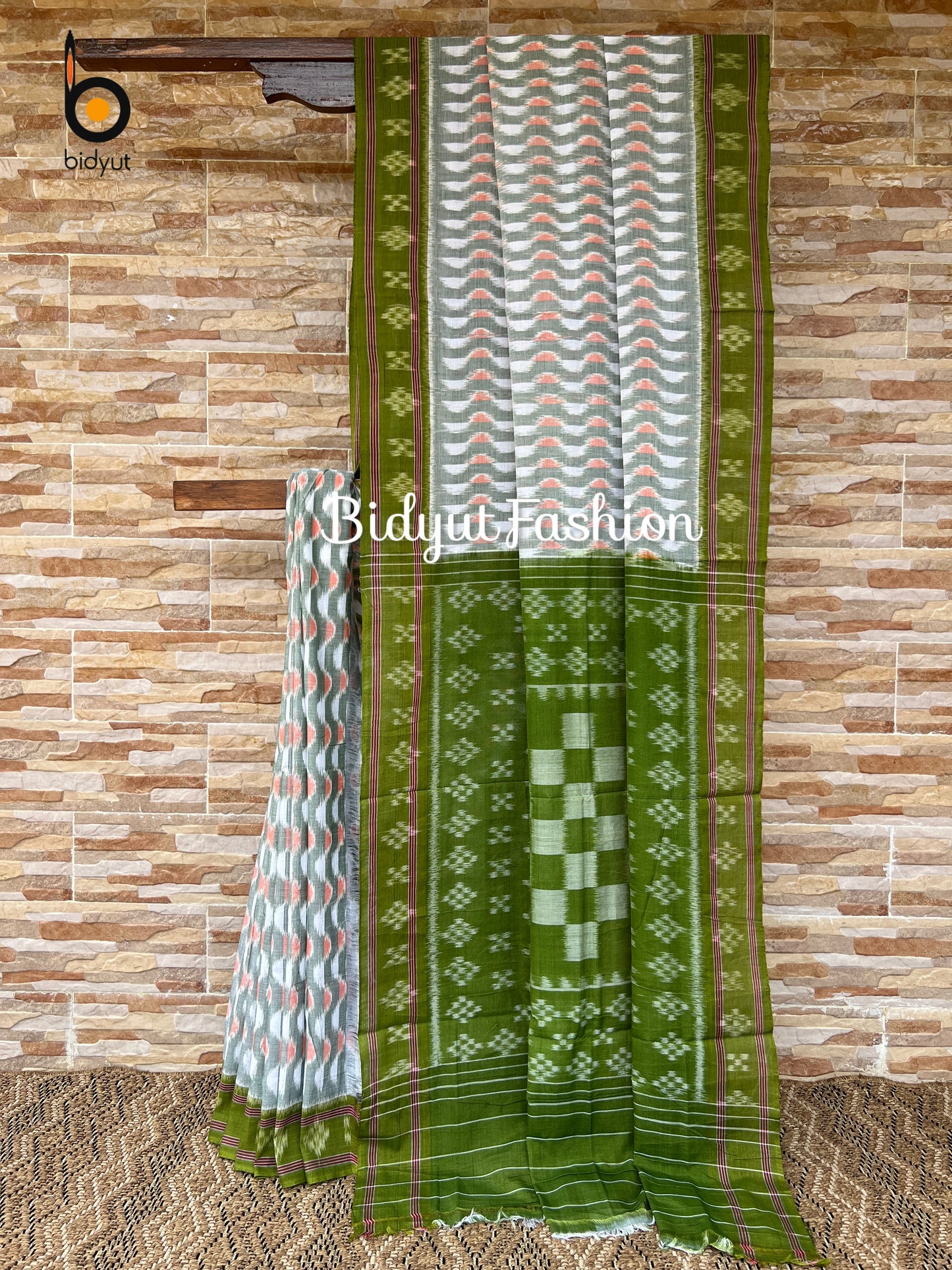 Odisha handloom Nuapatna Maniabandha Ikat Cotton Saree Olive Color