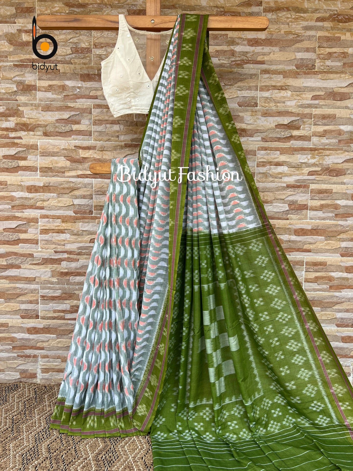 Odisha handloom Nuapatna Maniabandha Ikat Cotton Saree Olive Color