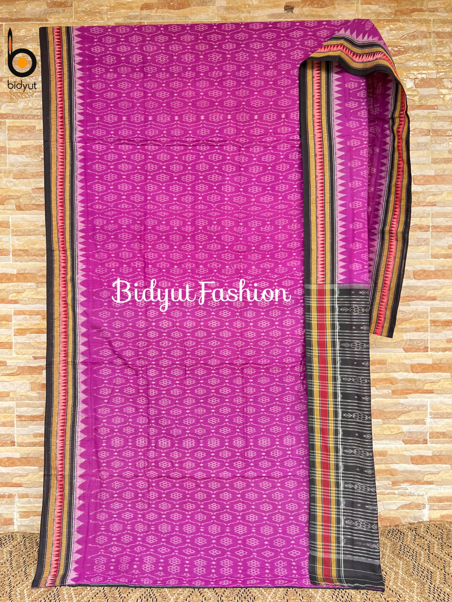 Handlooms of Odisha Sambalpuri Ikat cotton saree Pink color