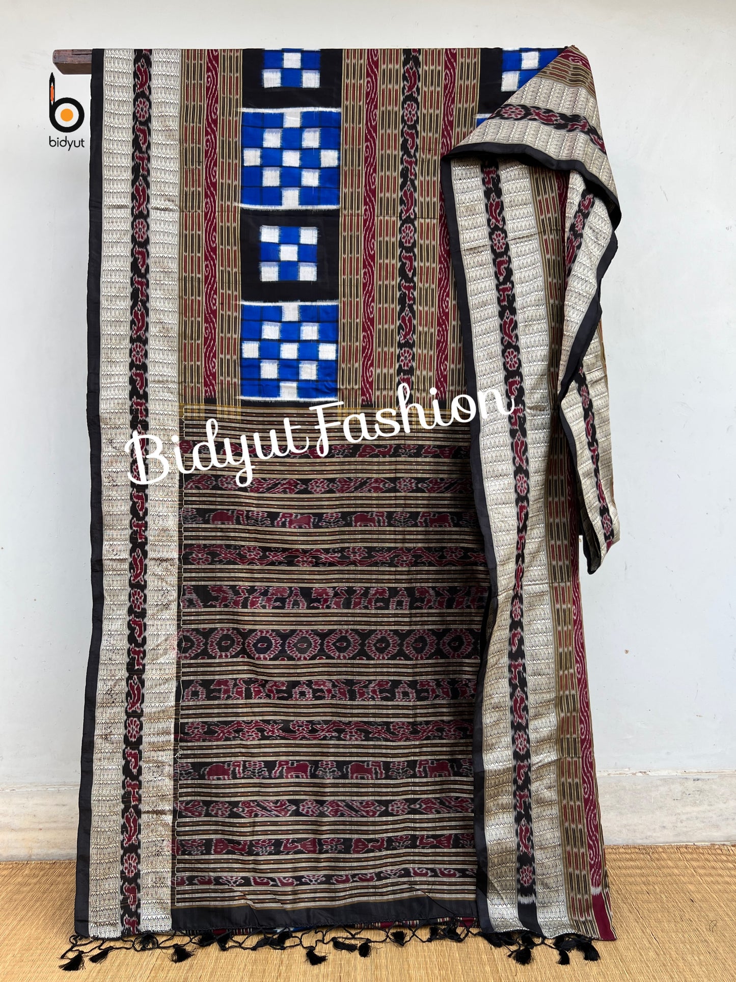 Handlooms of Odisha Sambalpuri Double Ikat Bichitrapuri Silk Saree Blue color
