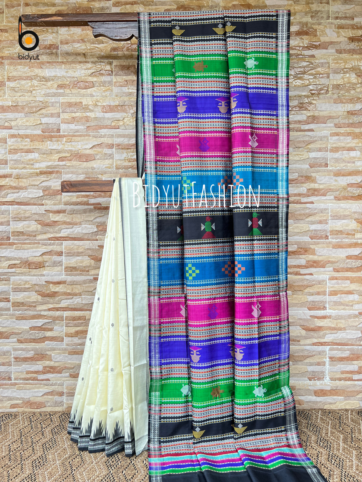 Handlooms of Odisha Berhampuri Double Palla Silk Saree White color