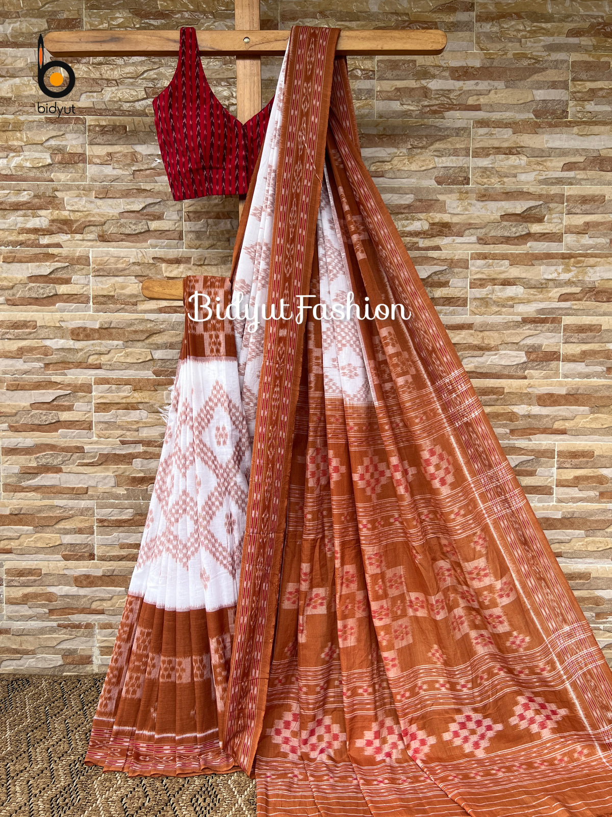 Handlooms of Odisha Maniabandha Nuapatna Taraballi Ikat Cotton Saree white brown color