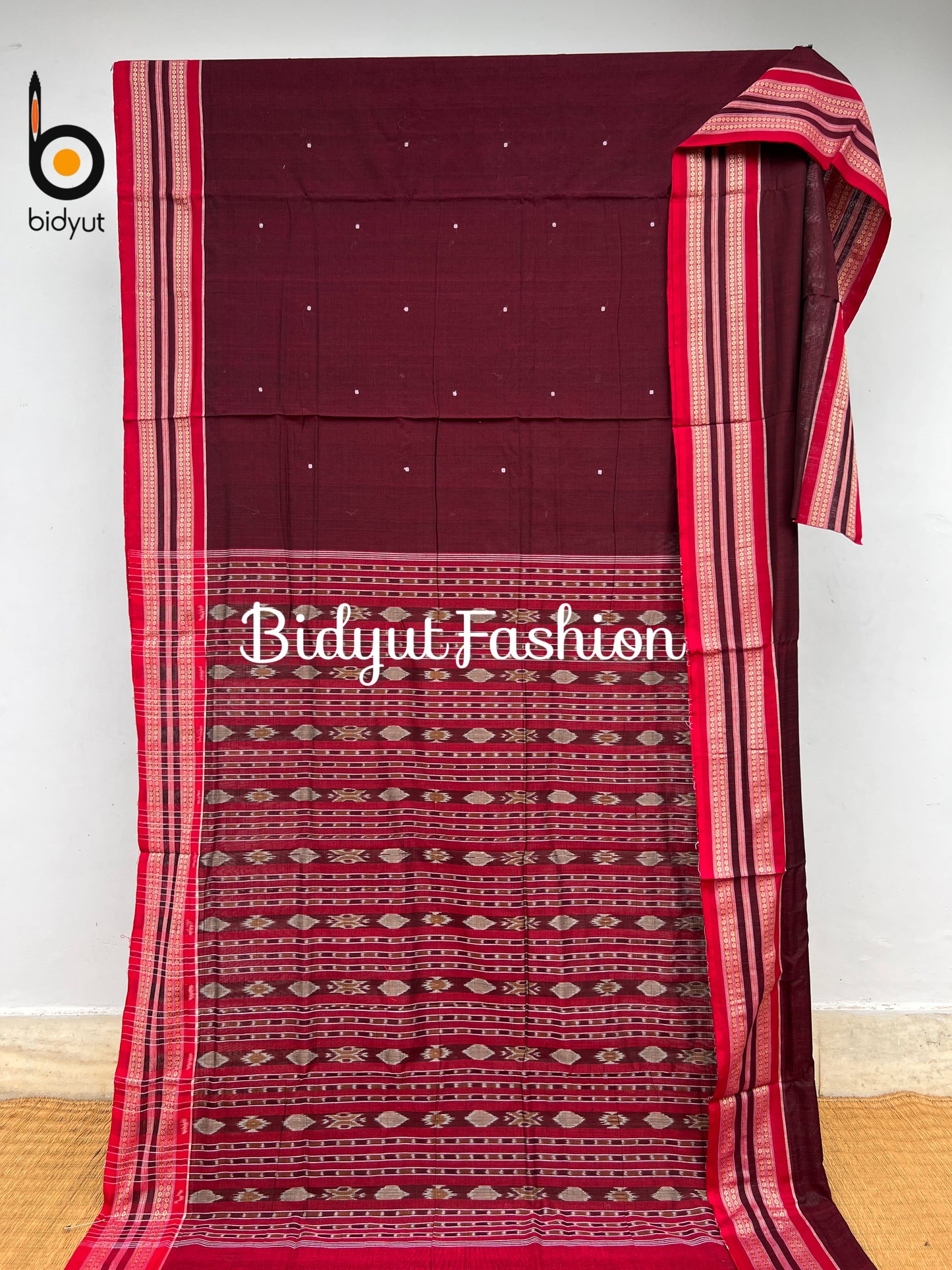 Odisha handloom Sambalpuri Bomkai with Ikat palla Cotton Saree Burgundy color