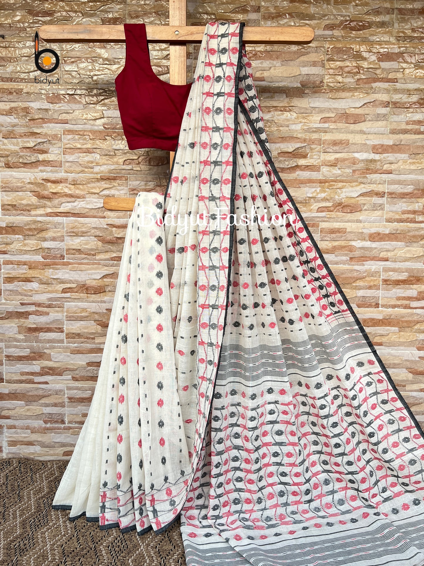 Bengal Handloom Dhakai Jamdani Cotton Saree | Handwoven Jamdani Saree white color