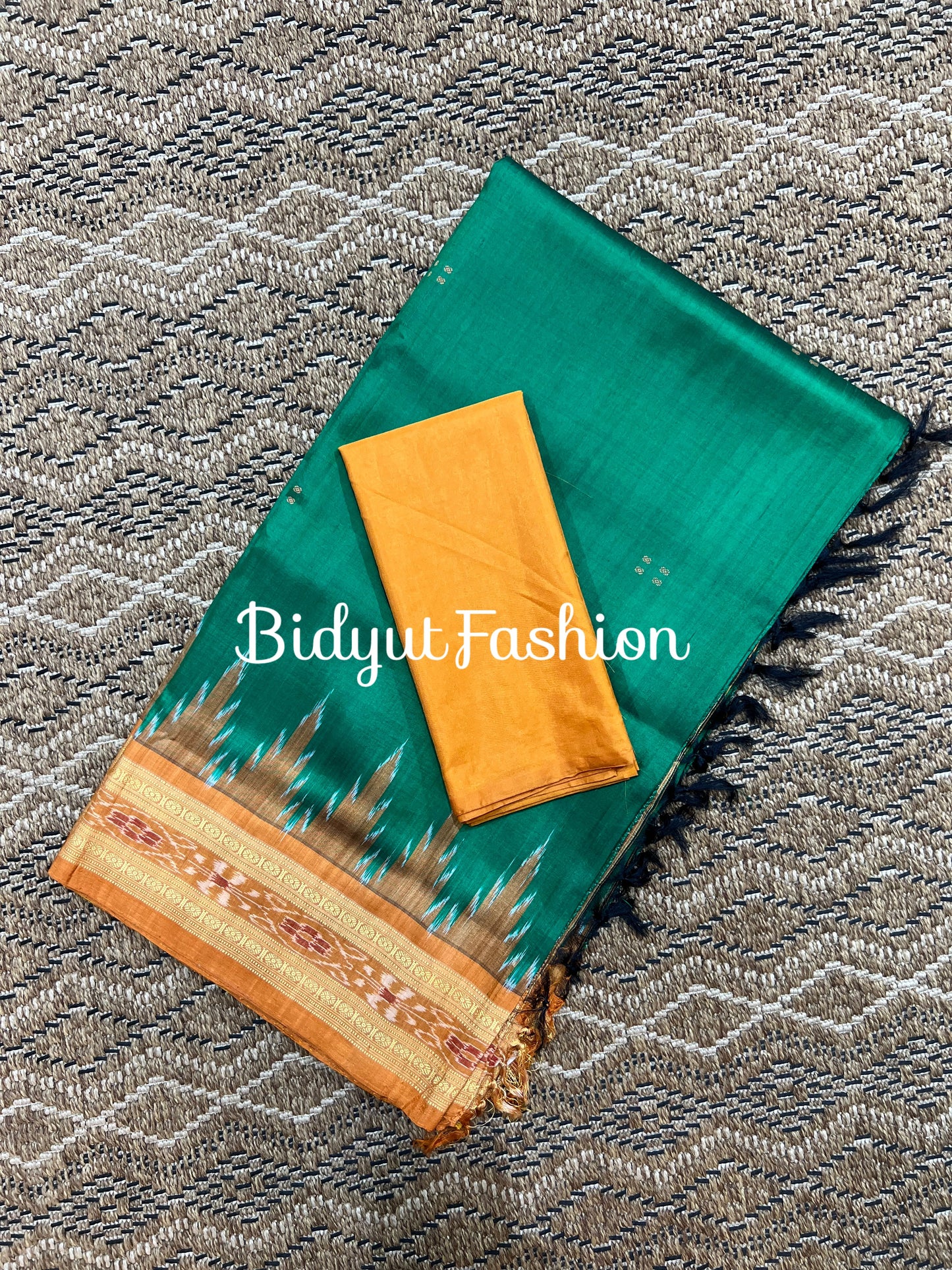 Odisha handloom Nuapatna Khandua Ikat Silk Saree Green Color