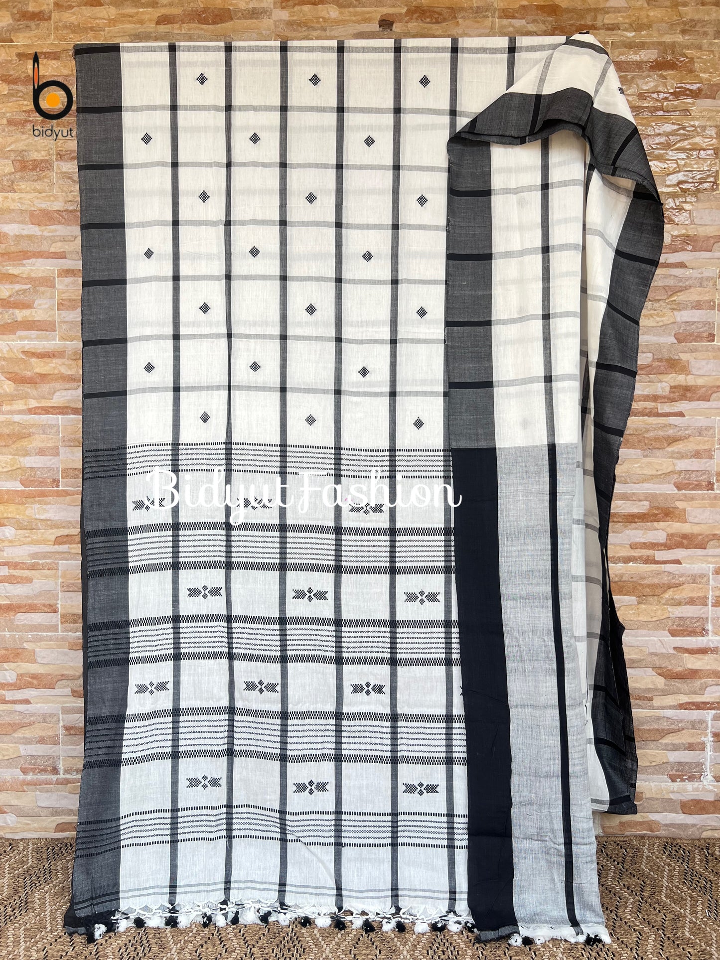 Handlooms of Odisha Santhal Tribal Cotton Sarees white color