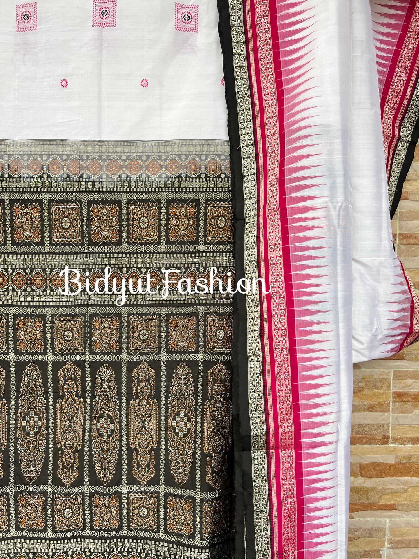 Handlooms of Odisha Sambalpuri Bomkai Silk Saree white color