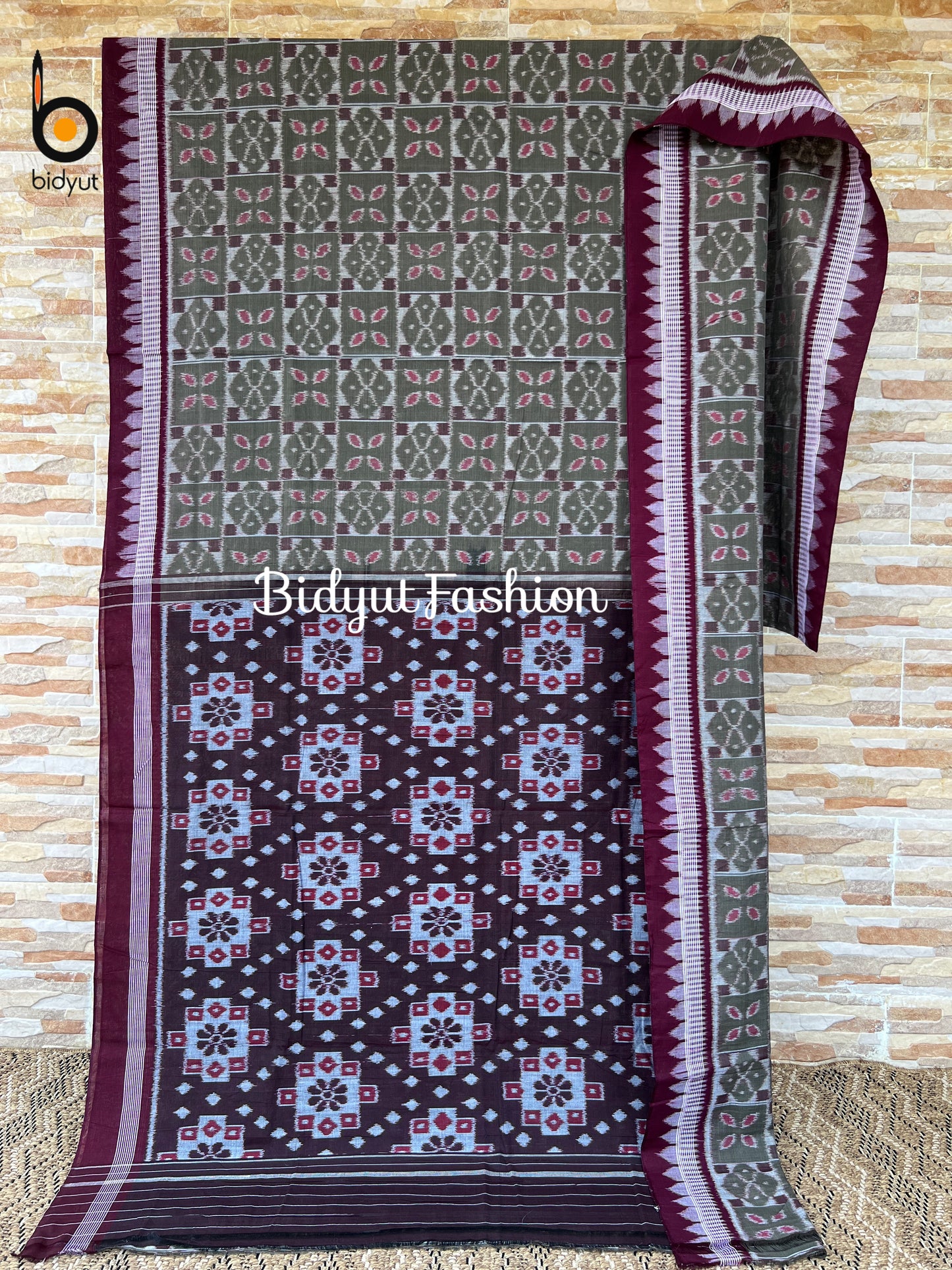 Handlooms of Odisha Nuapatna Maniabandha Ikat Cotton Saree Grey Color