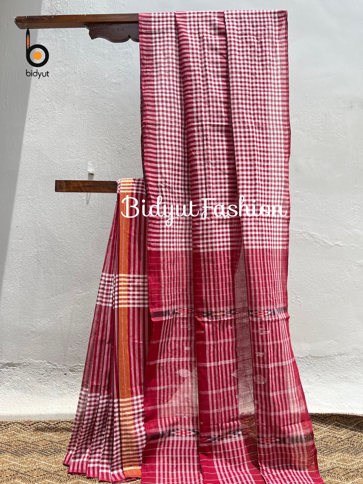 Handlooms of Odisha Jagatsinghpur Suta Ikat Cotton Saree Red color