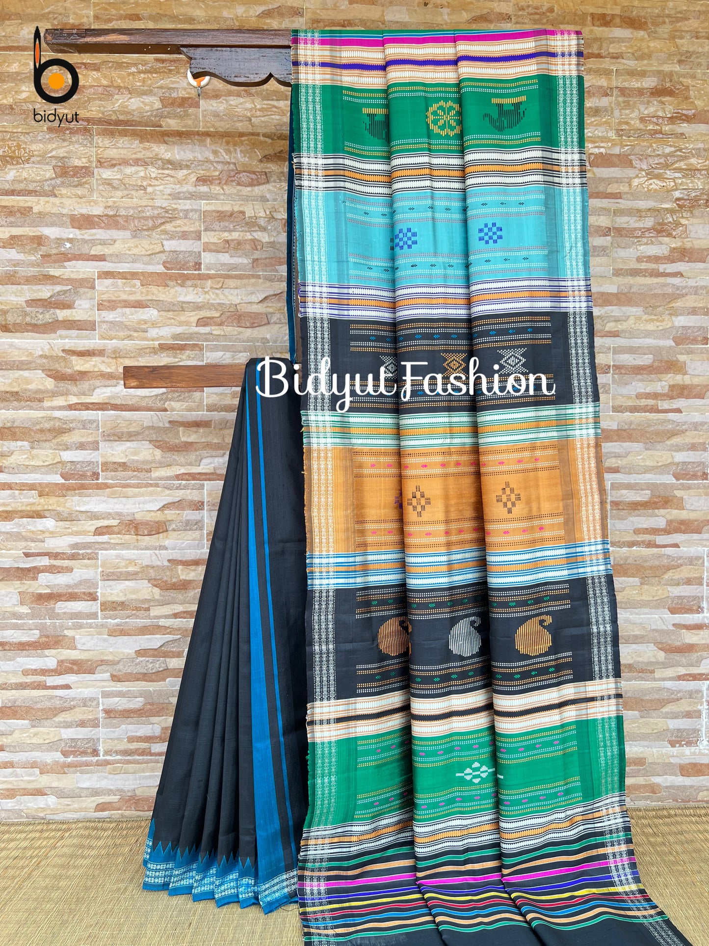 Berhampuri Double Palla Silk Saree Black | Odisha Handloom Patta Silk
