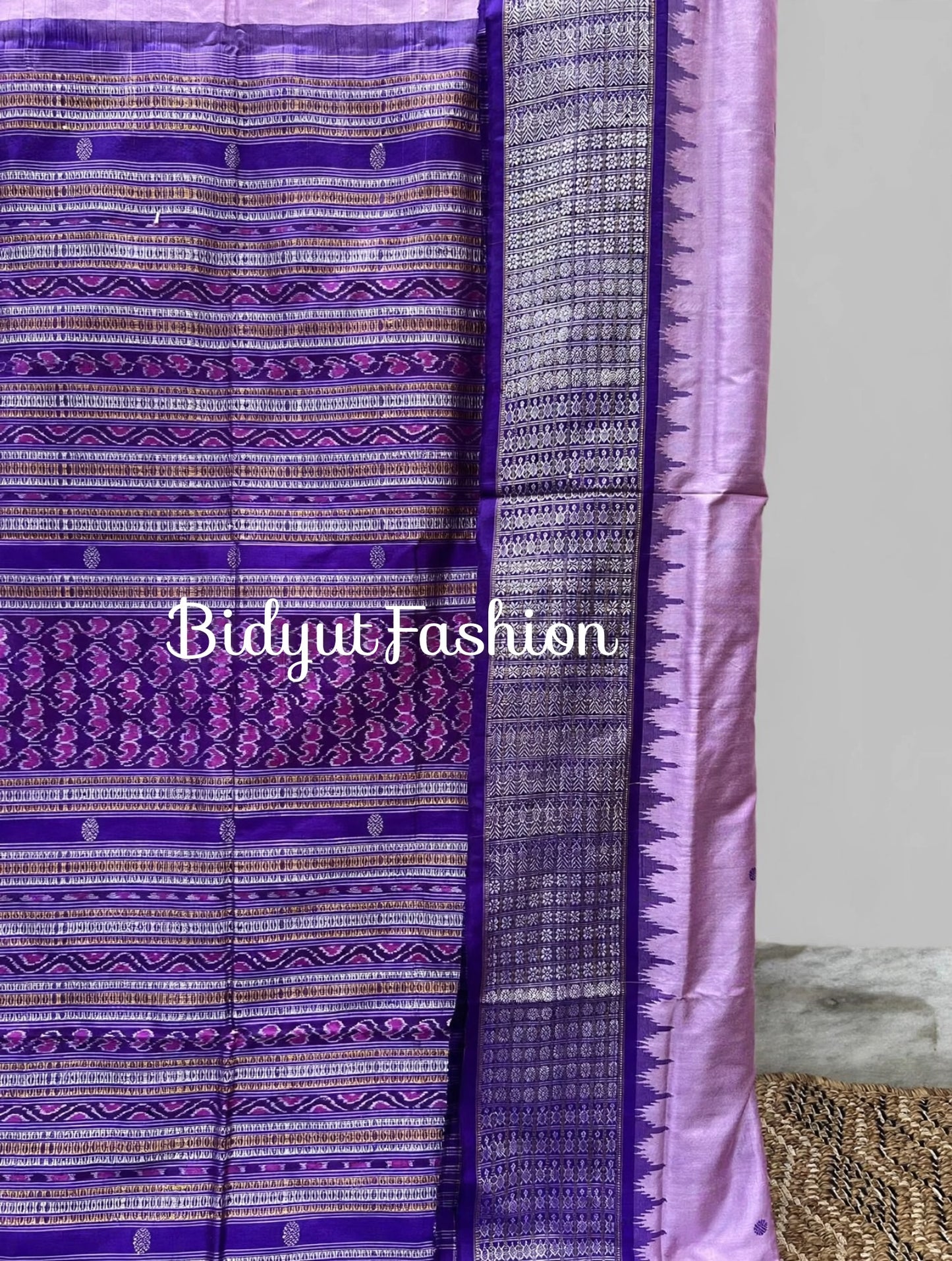 Masterpiece of Odisha handloom Dasphulia Silk Saree lavender color | Bomkai with Sambalpuri Ikat work