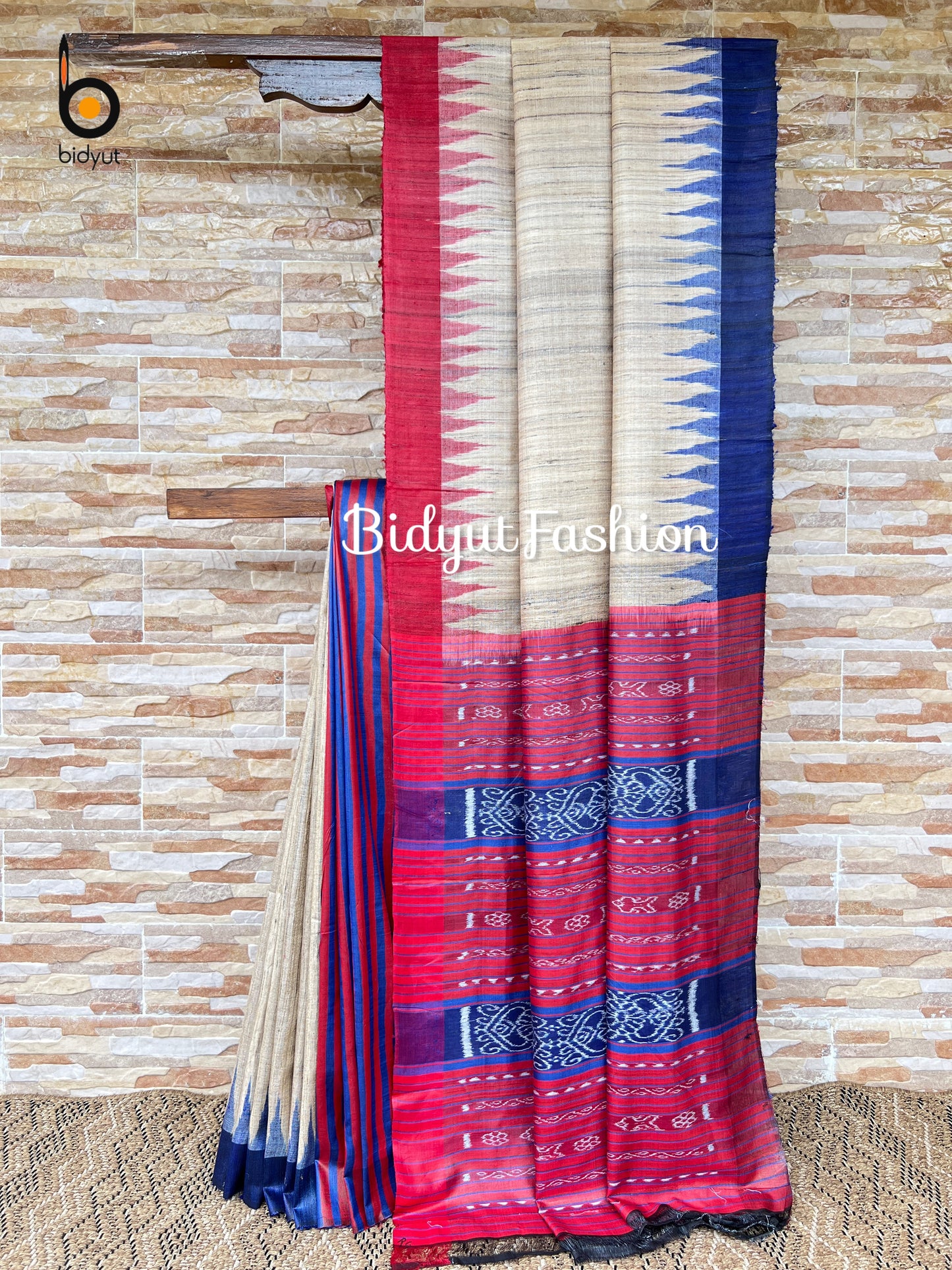 Gopalpur Ghicha Tussar Silk Saree - Odisha Ikat Handloom Beige color