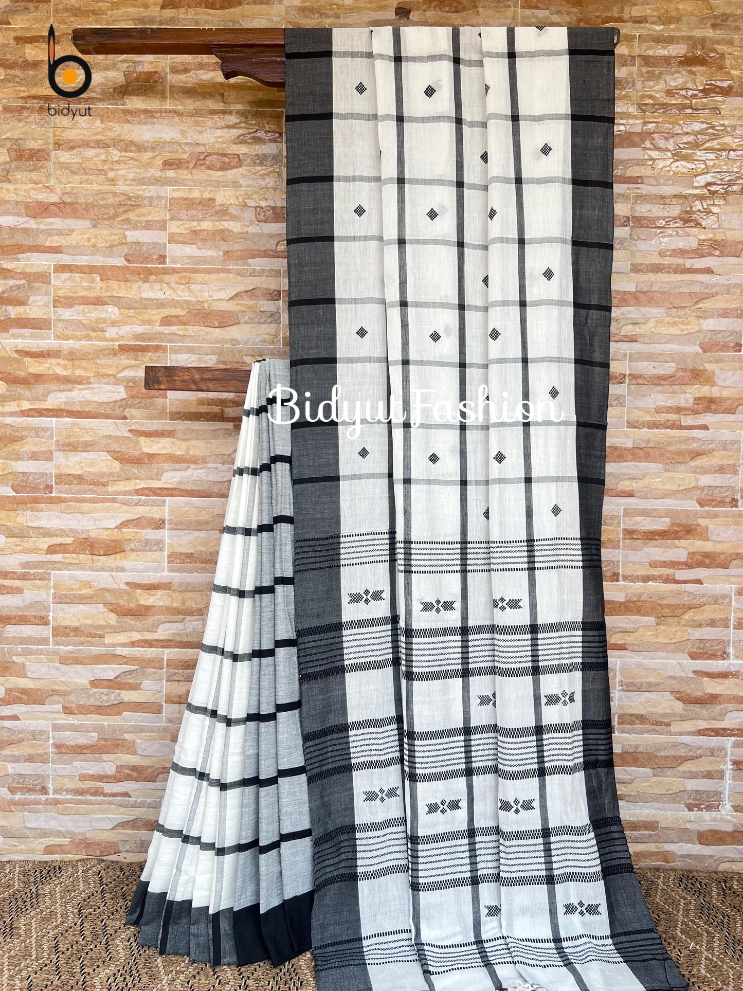 Handlooms of Odisha Santhal Tribal Cotton Sarees white color