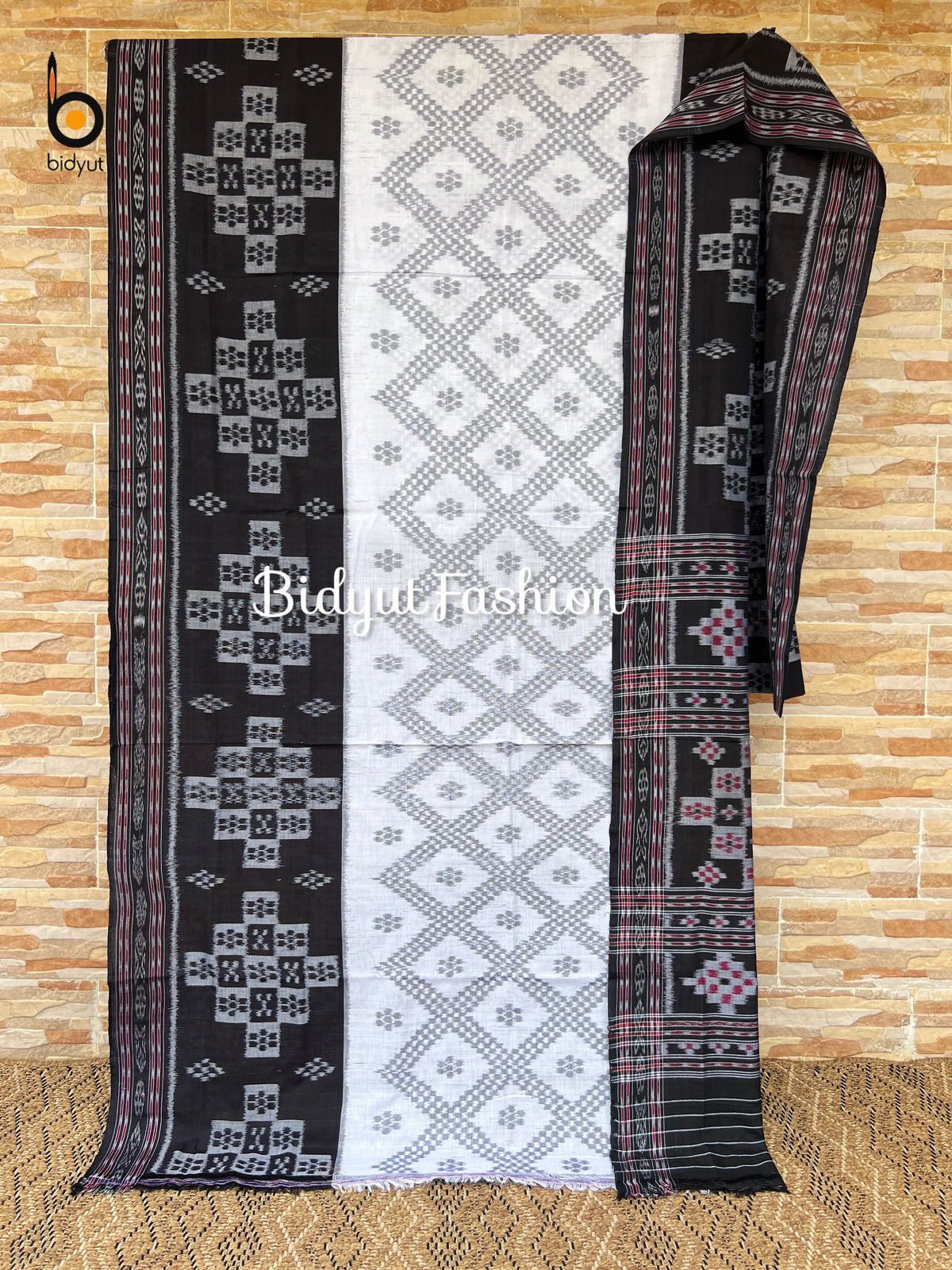 Handlooms of Odisha Maniabandha Nuapatna Taraballi Ikat Cotton Saree white black color