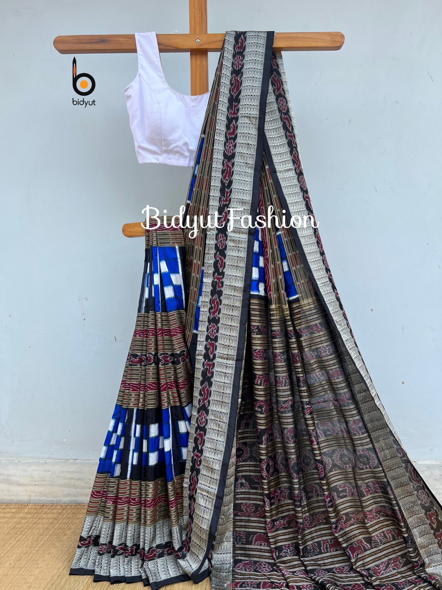 Handlooms of Odisha Sambalpuri Double Ikat Bichitrapuri Silk Saree Blue color